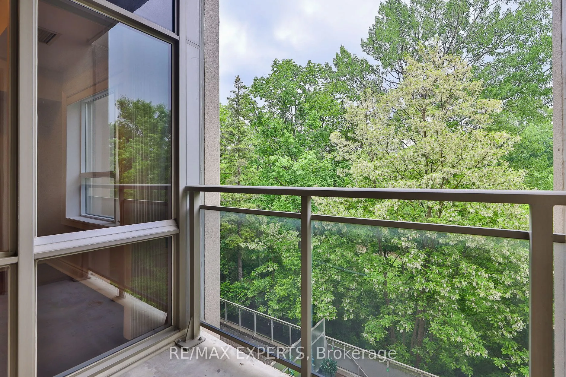 8201 ISLINGTON Avenue, #319