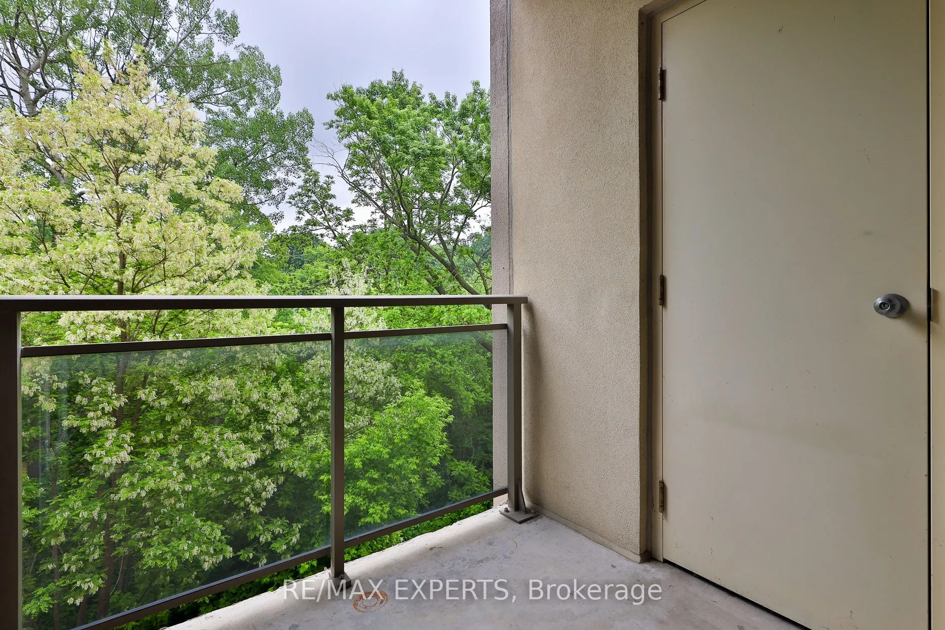 8201 ISLINGTON Avenue, #319
