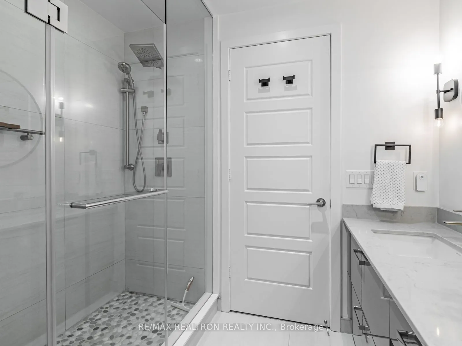 333 Sea Ray Avenue, #D425