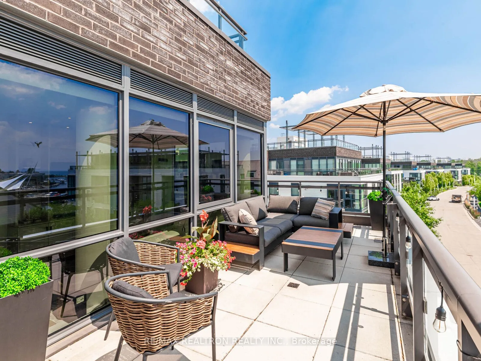 333 Sea Ray Avenue, #D425