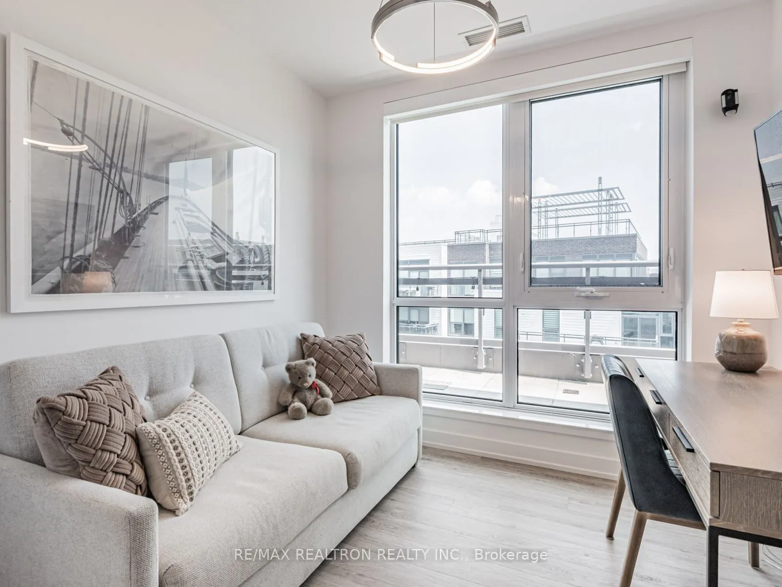333 Sea Ray Avenue, #D425