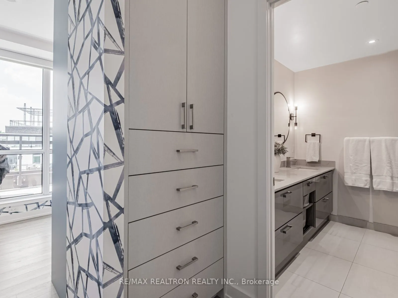 333 Sea Ray Avenue, #D425