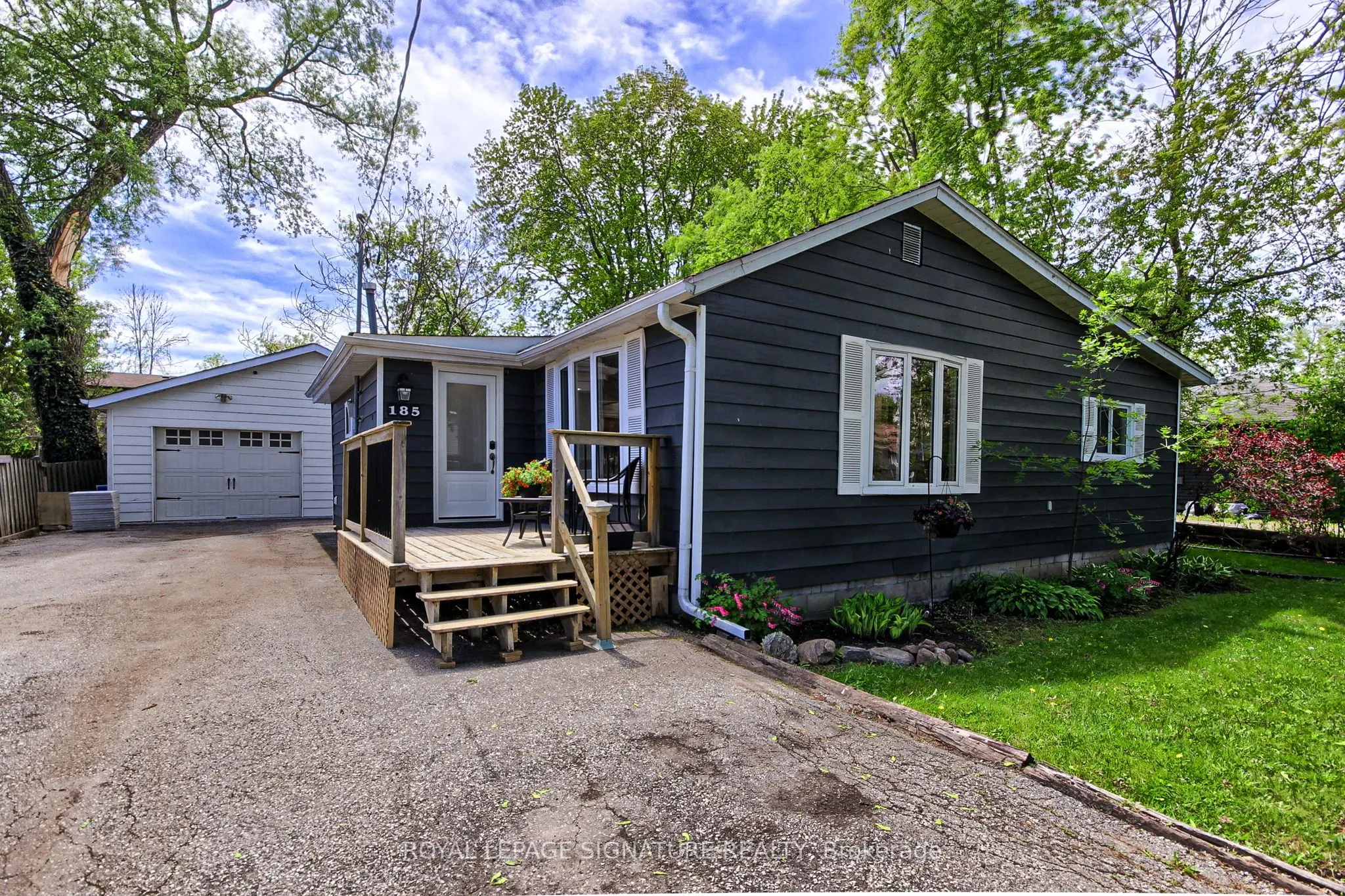 185 Woodland Avenue