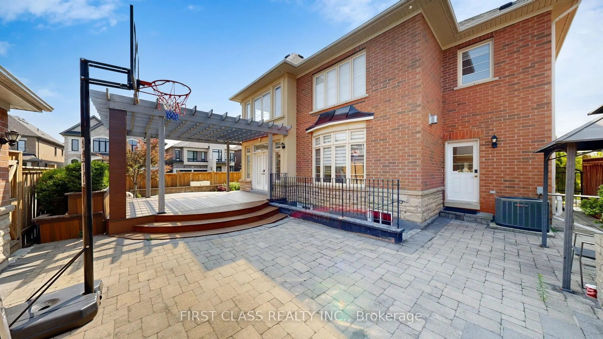 69 Weslock Crescent