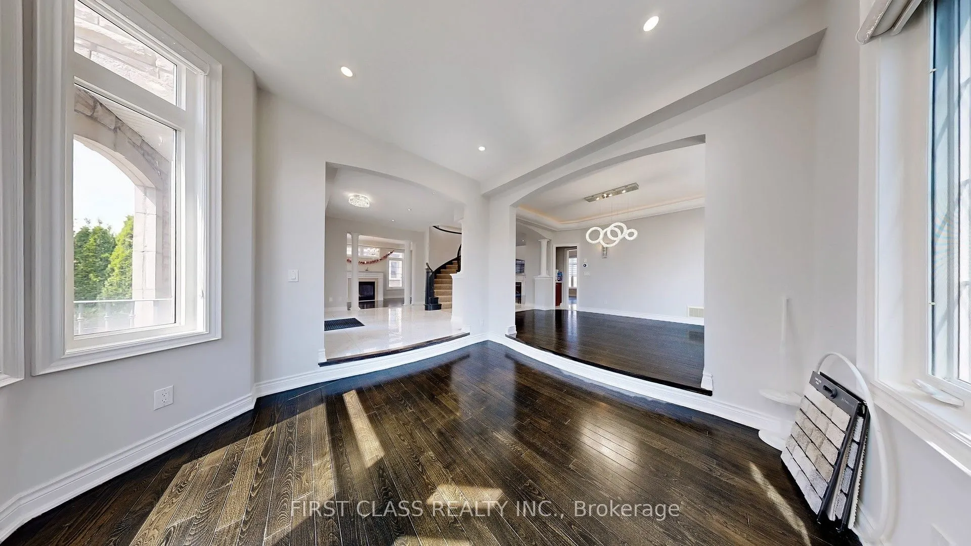 69 Weslock Crescent