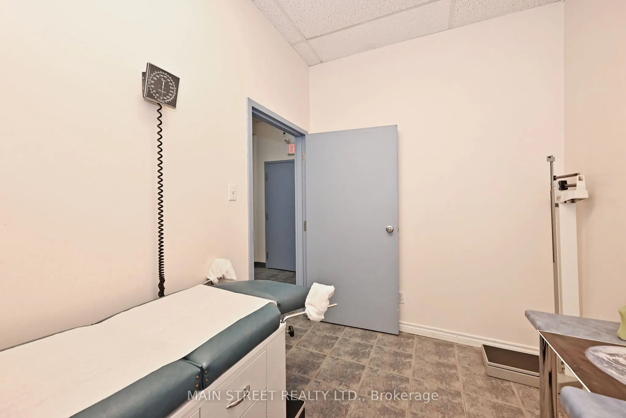 200 Davis Drive, #6