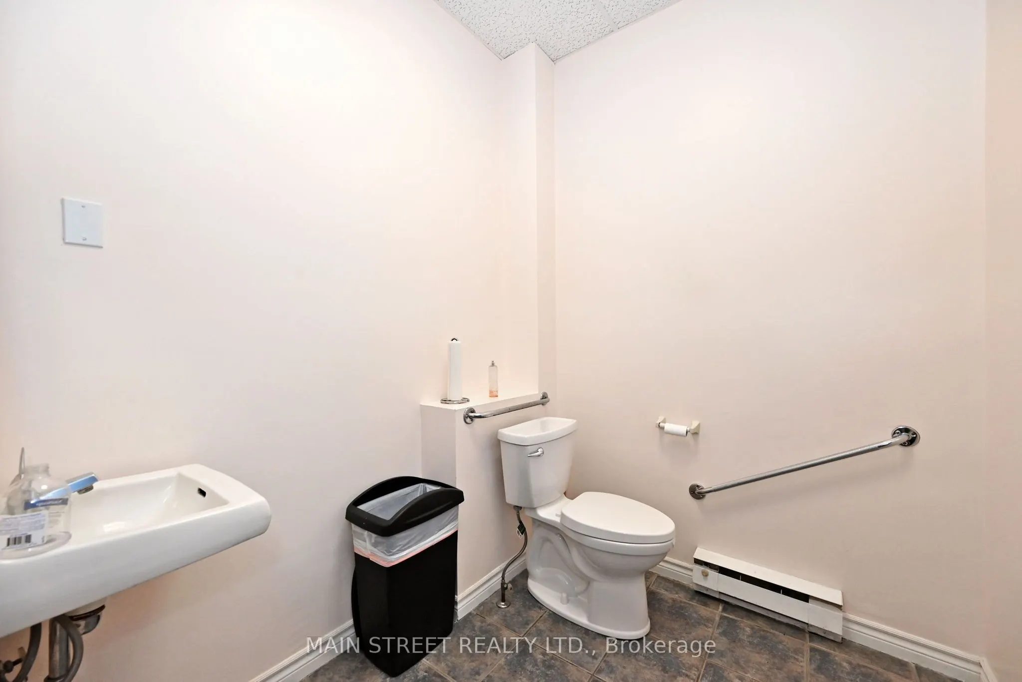 200 Davis Drive, #6