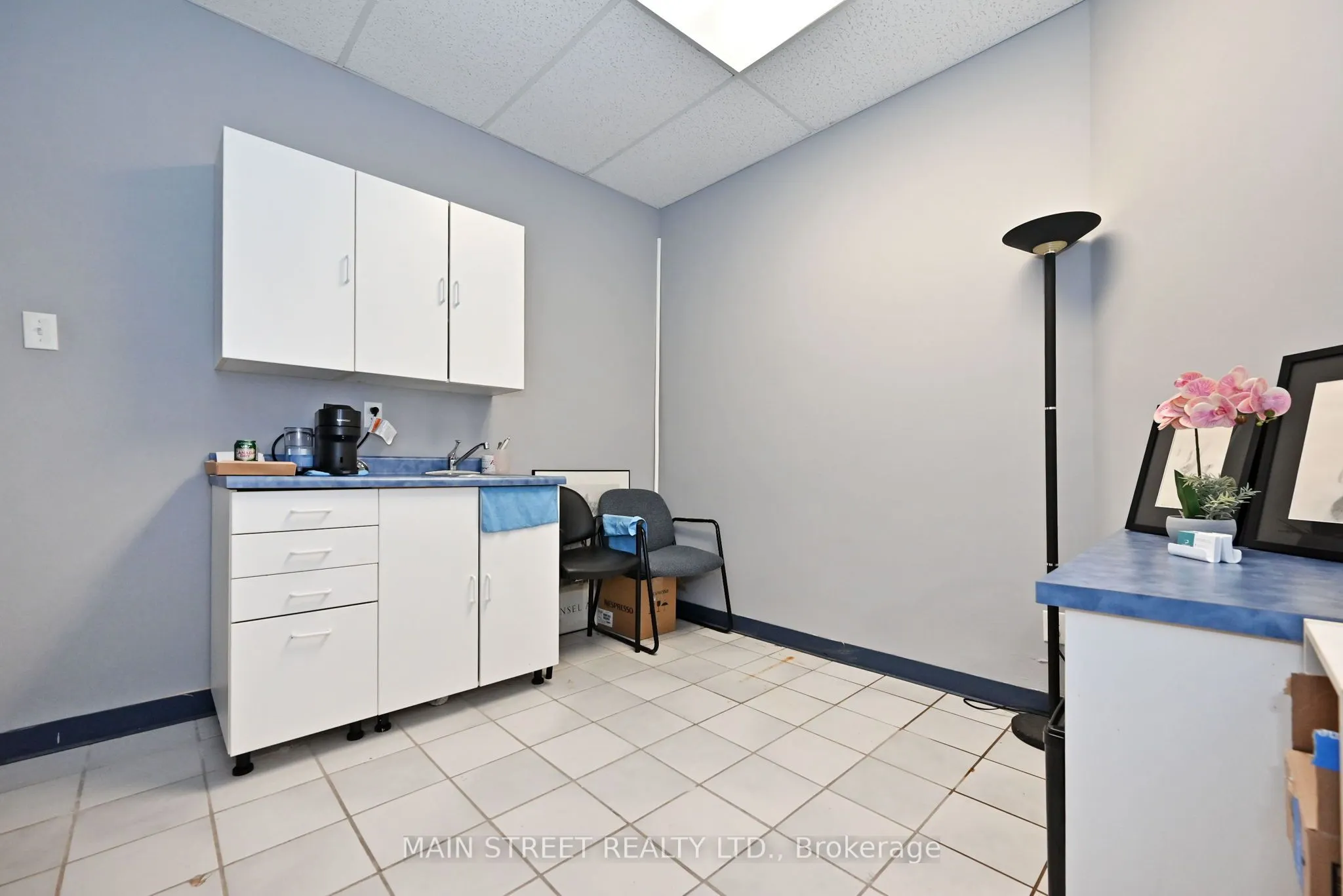 200 Davis Drive, #6