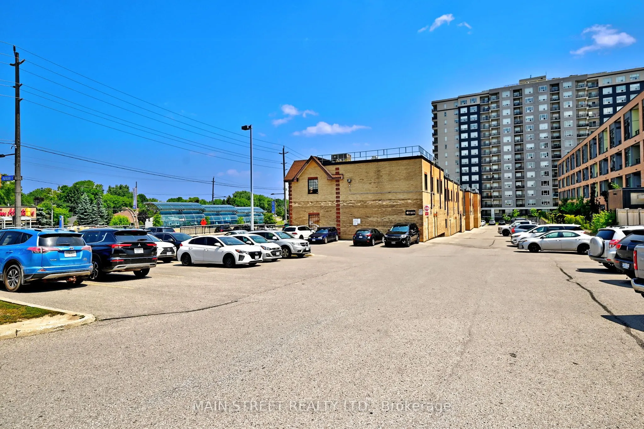 200 Davis Drive, #6