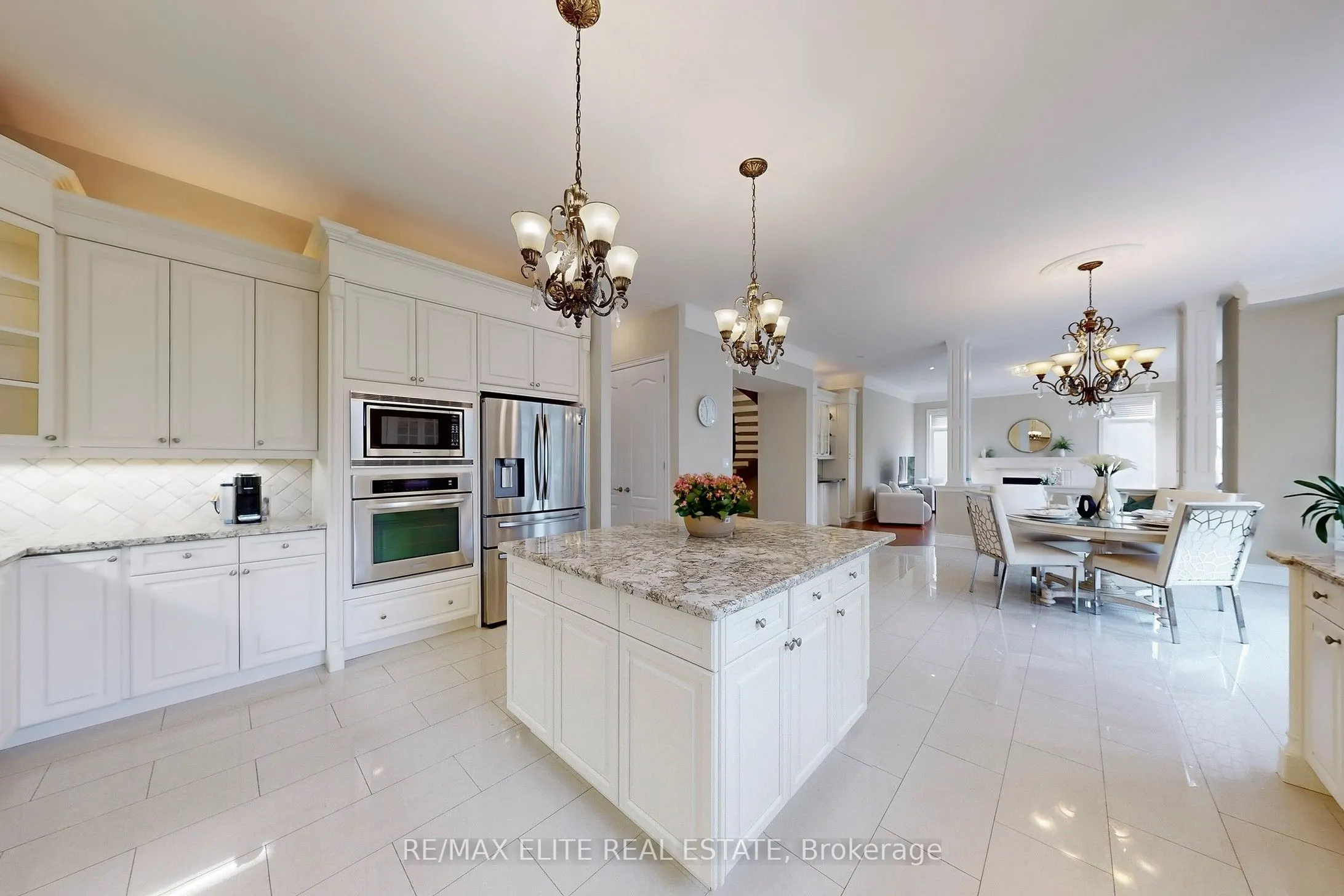 59 Carisbrooke Circle