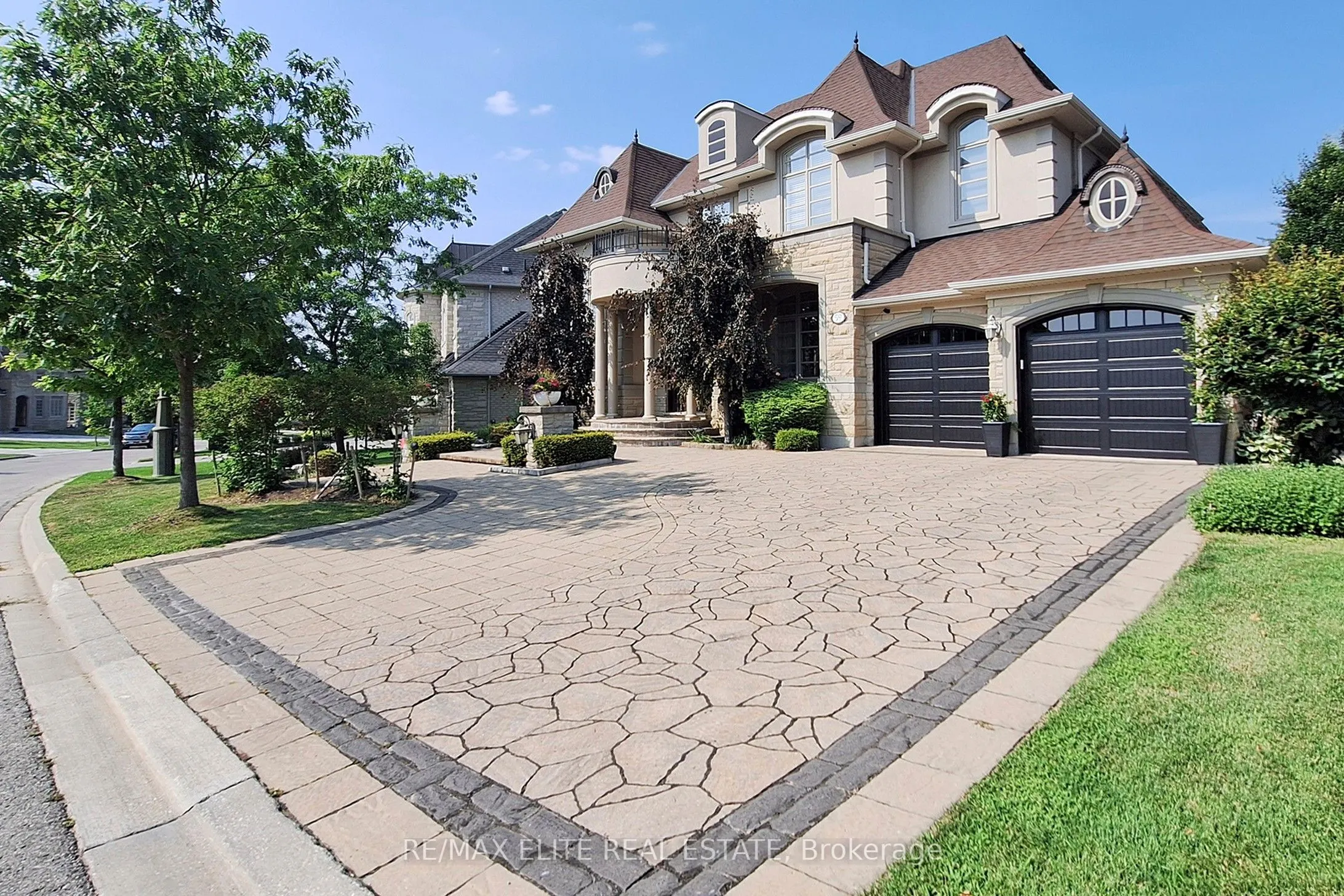 59 Carisbrooke Circle