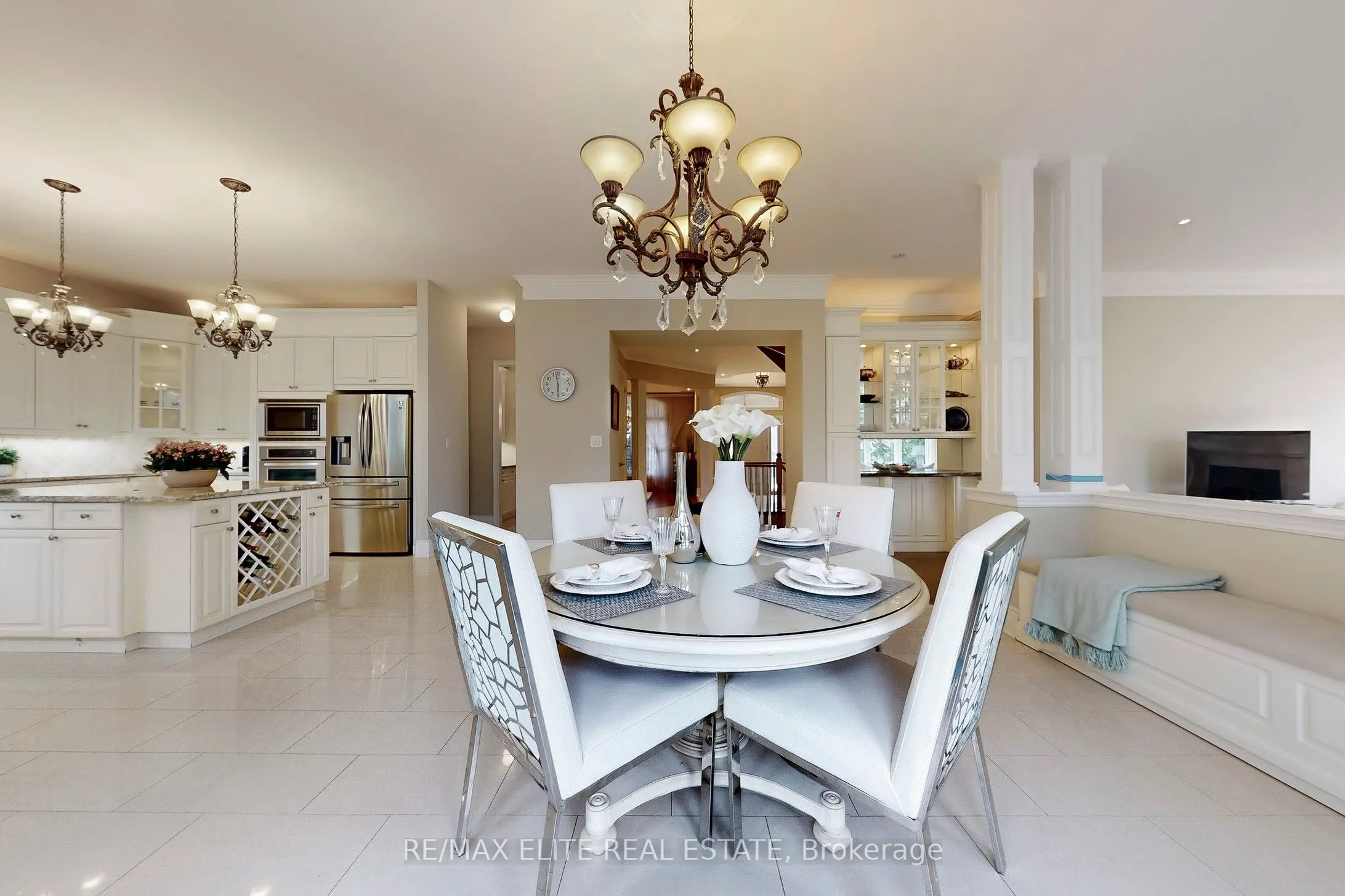 59 Carisbrooke Circle