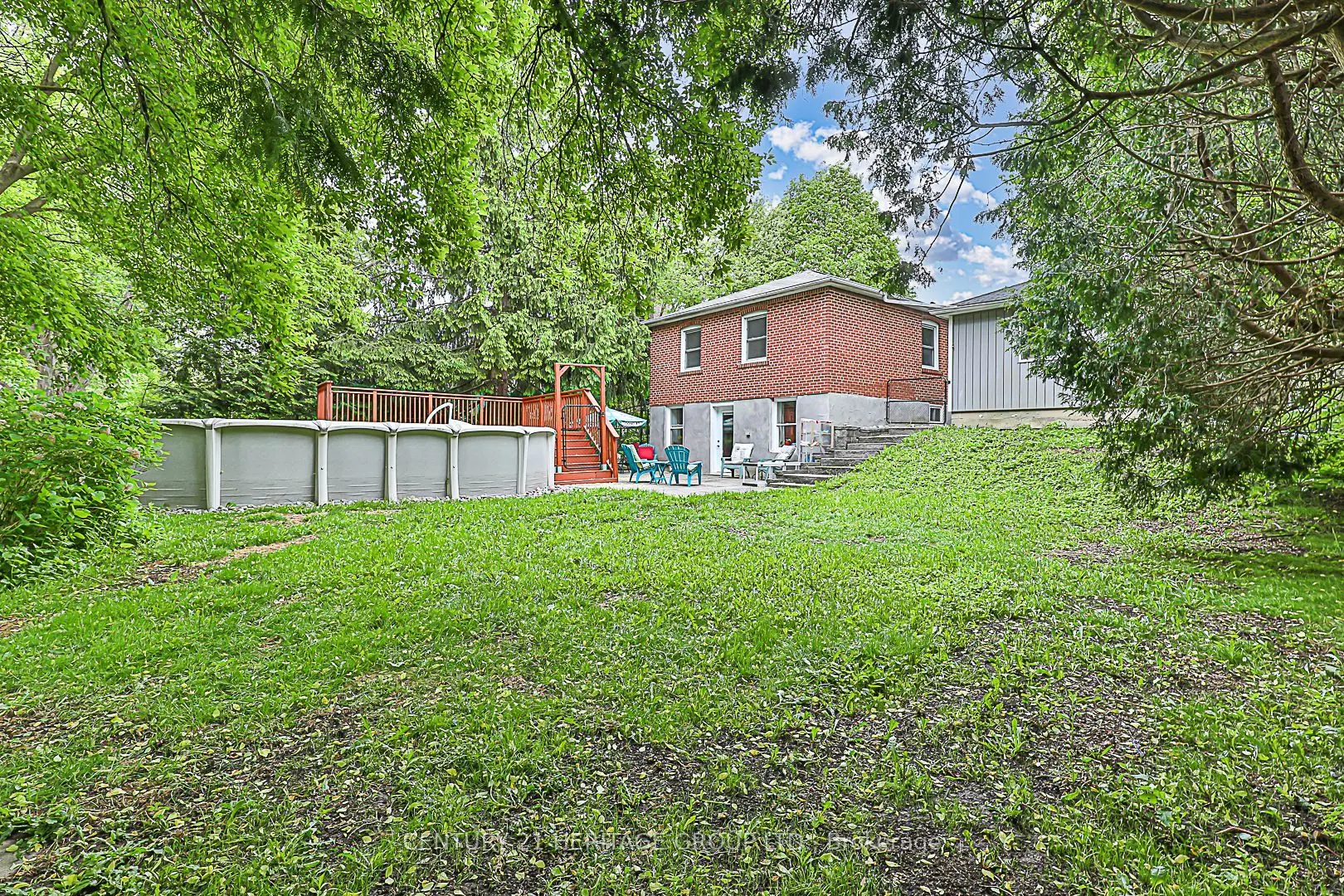 893 Srigley Street