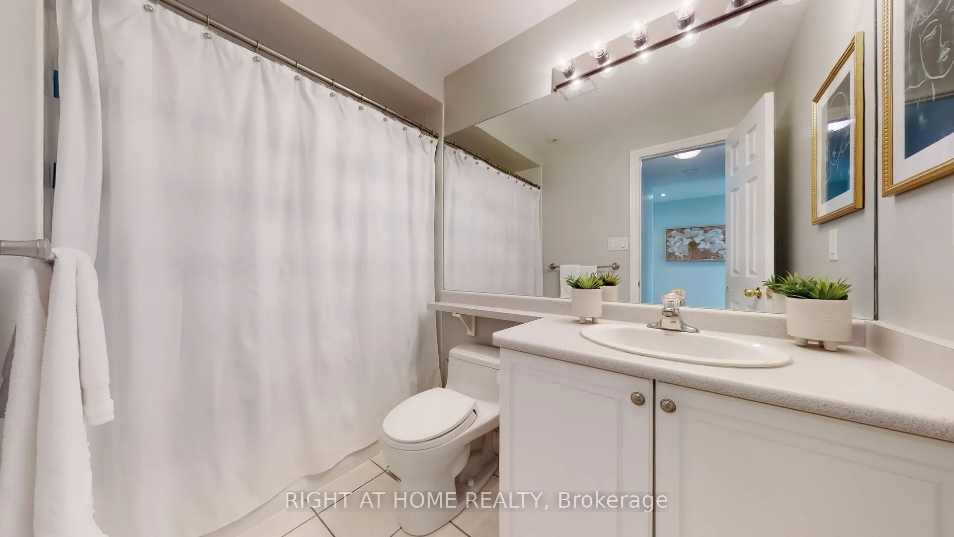 520 Silken Laumann Drive, #32