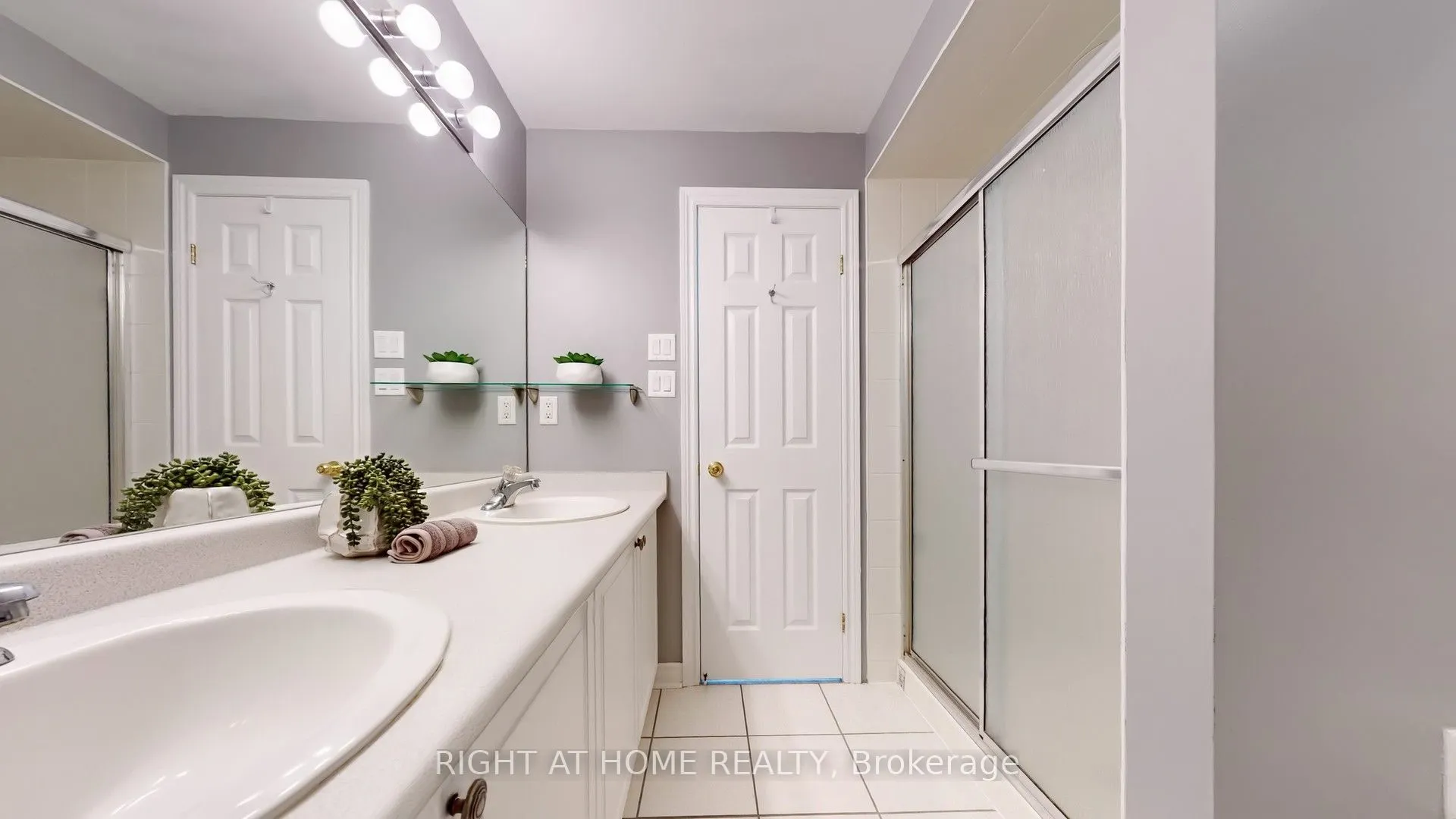 520 Silken Laumann Drive, #32