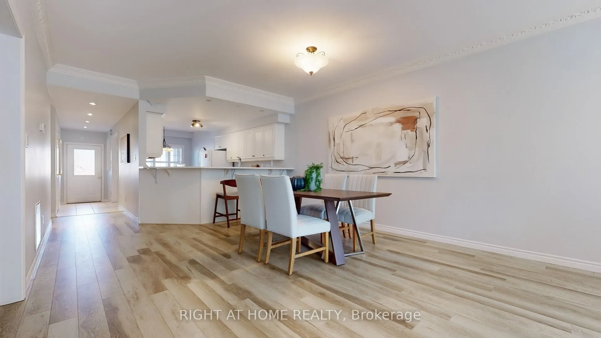 520 Silken Laumann Drive, #32