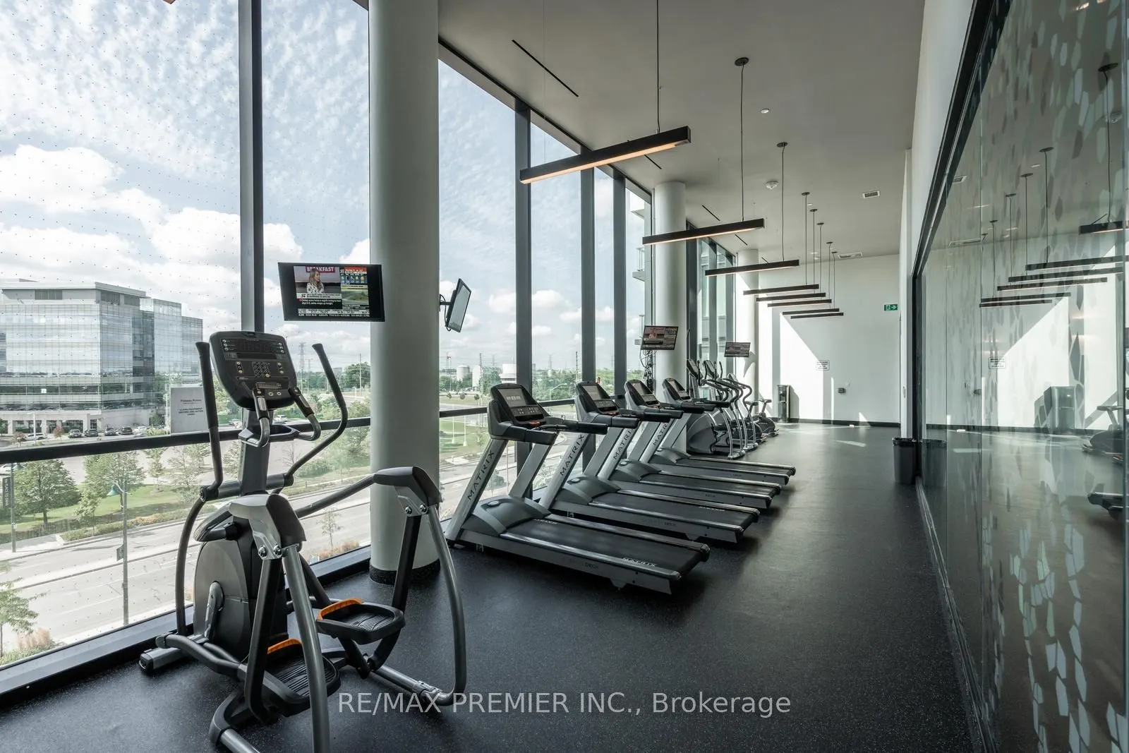 10 Rouge Valley Drive W, #111