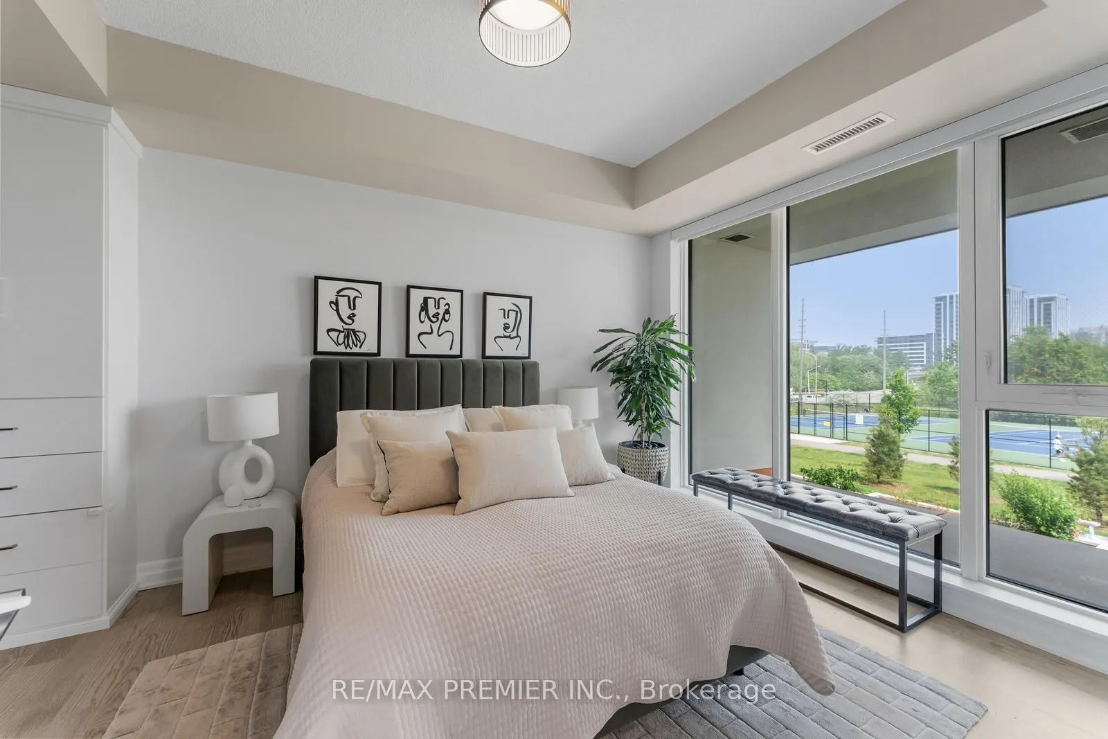10 Rouge Valley Drive W, #111