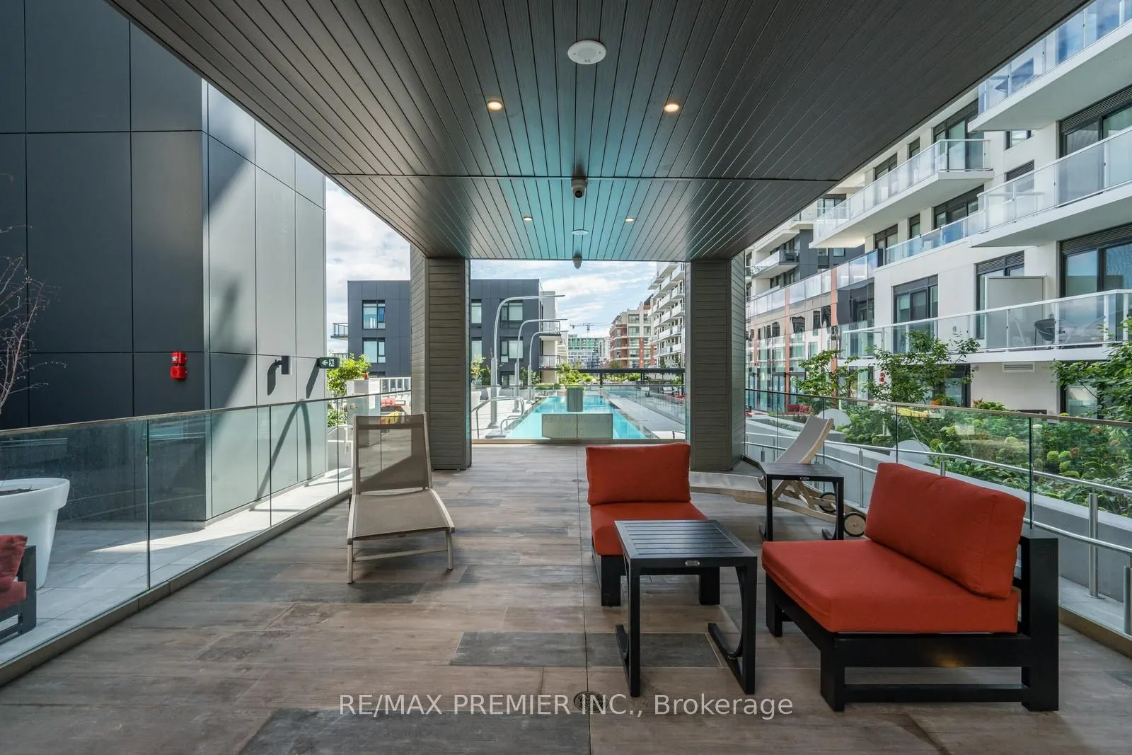 10 Rouge Valley Drive W, #111