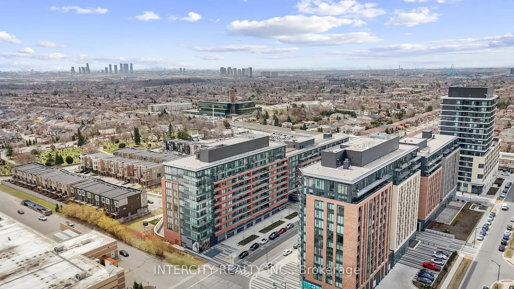 99 Eagle Rock Way, #627