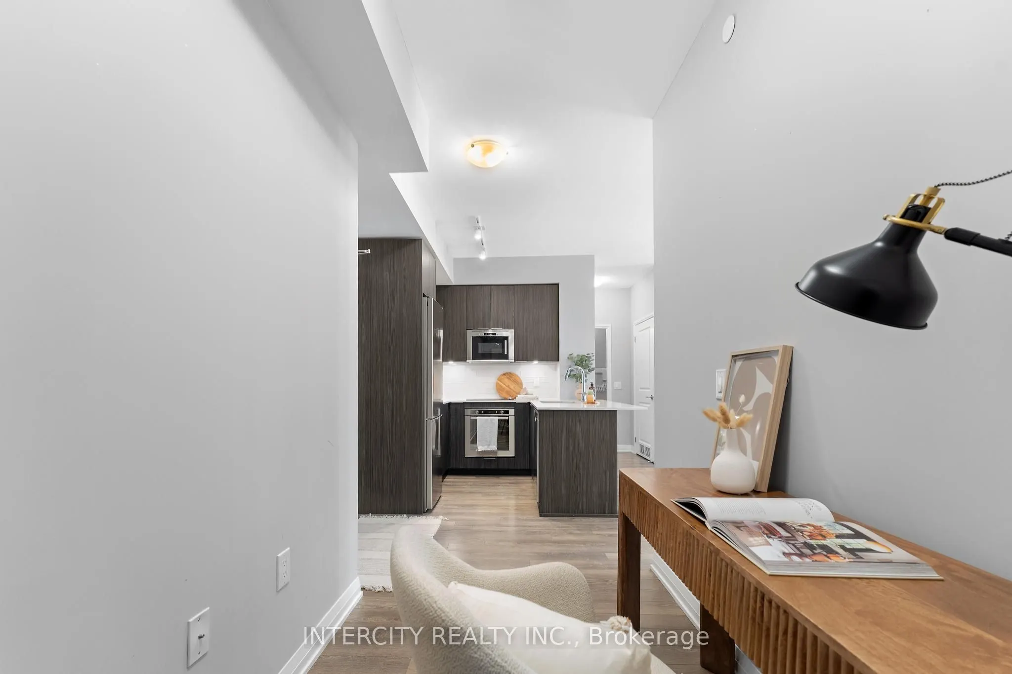 99 Eagle Rock Way, #627