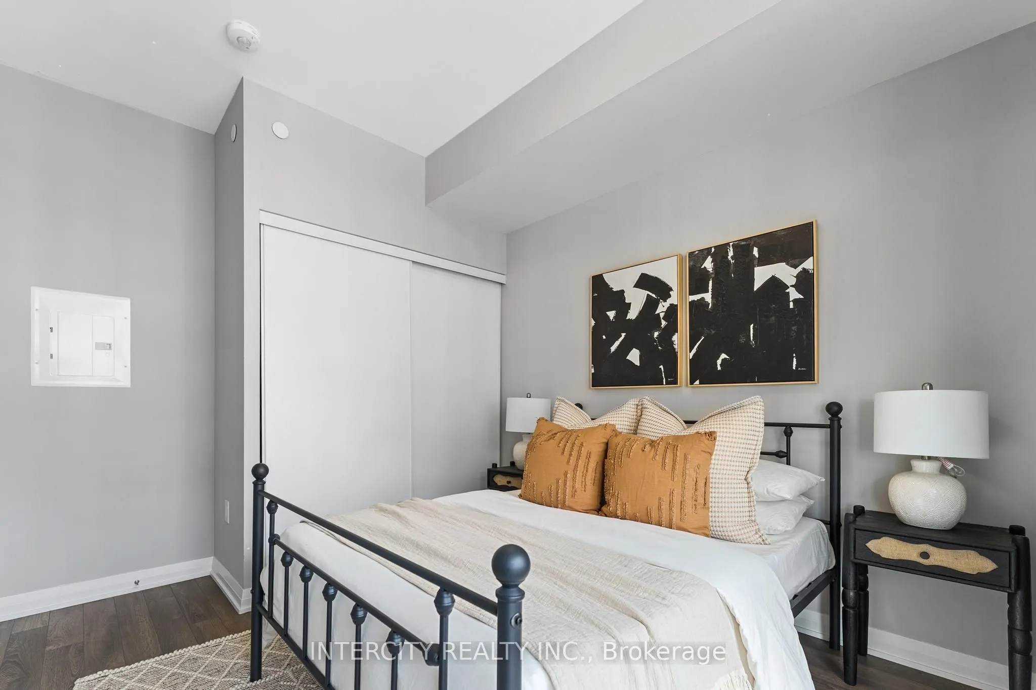 99 Eagle Rock Way, #627