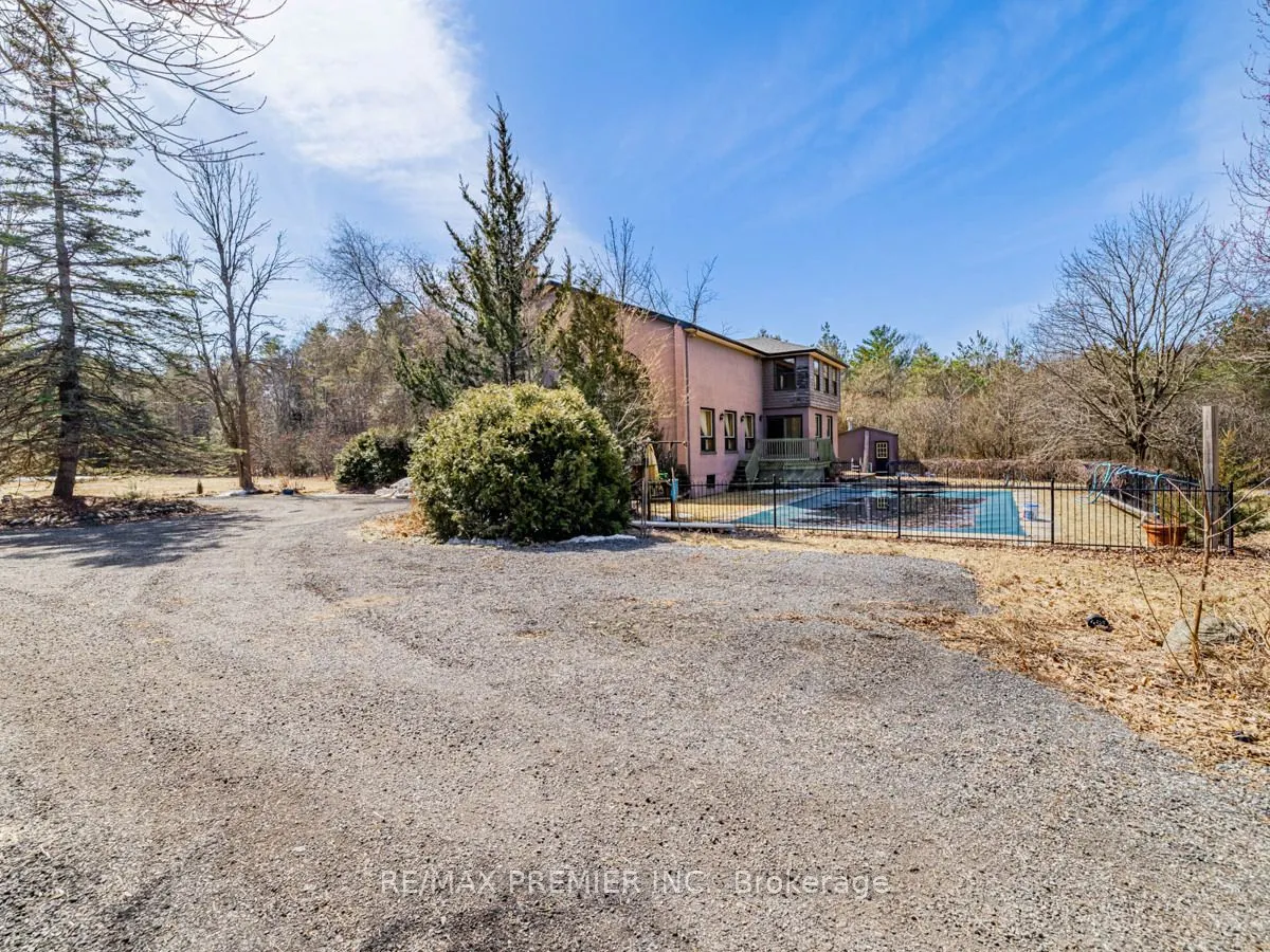 4282 Vivian Road