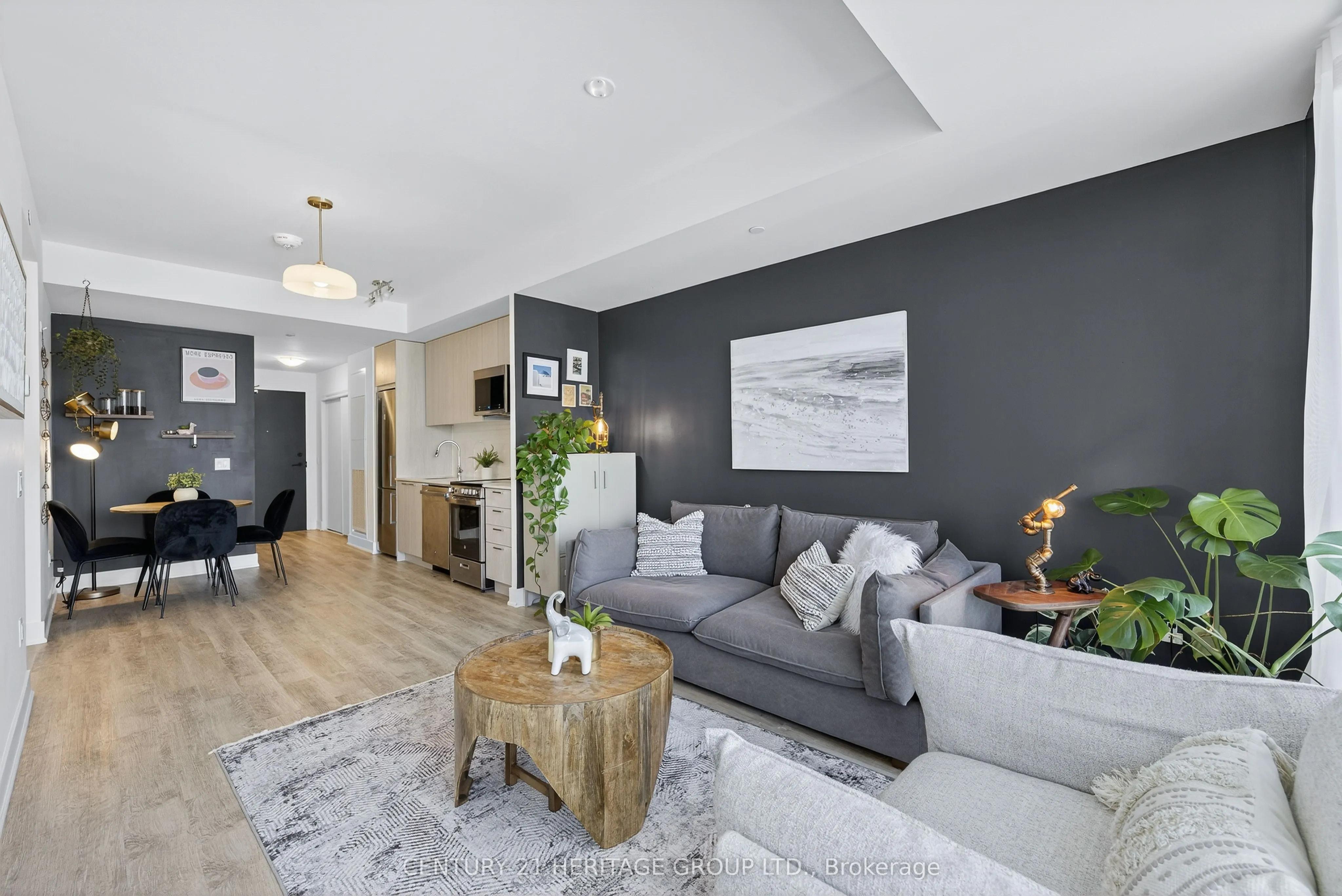 185 Deerfield Road, #1102