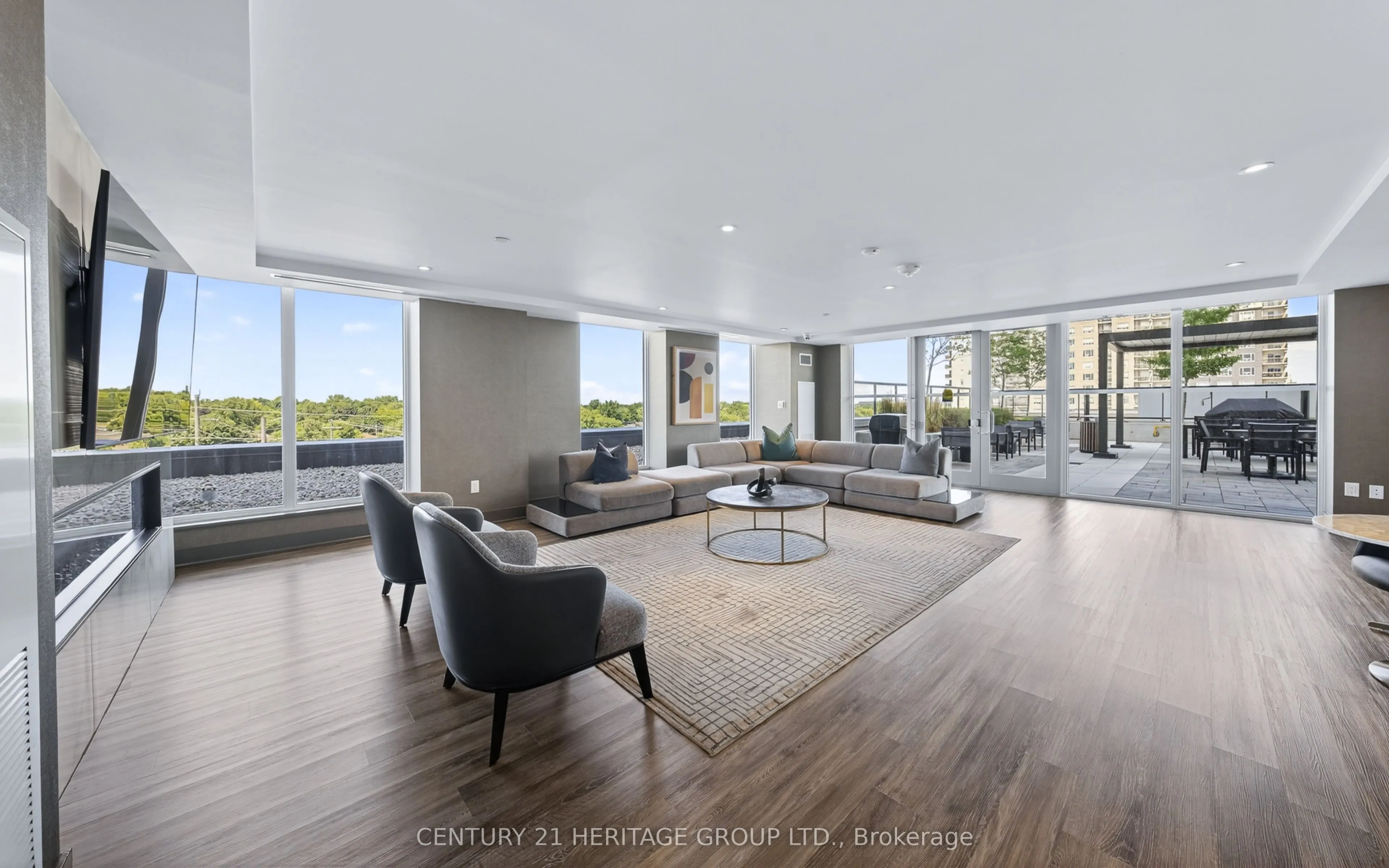 185 Deerfield Road, #1102