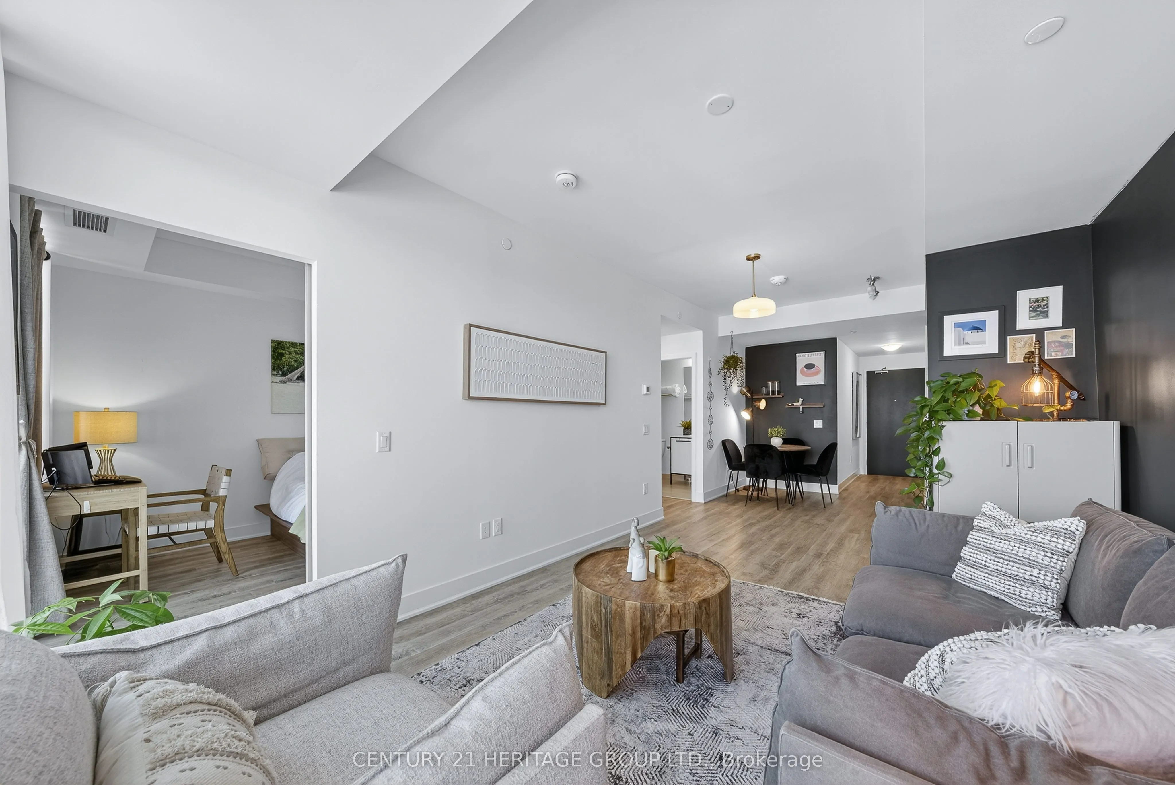 185 Deerfield Road, #1102