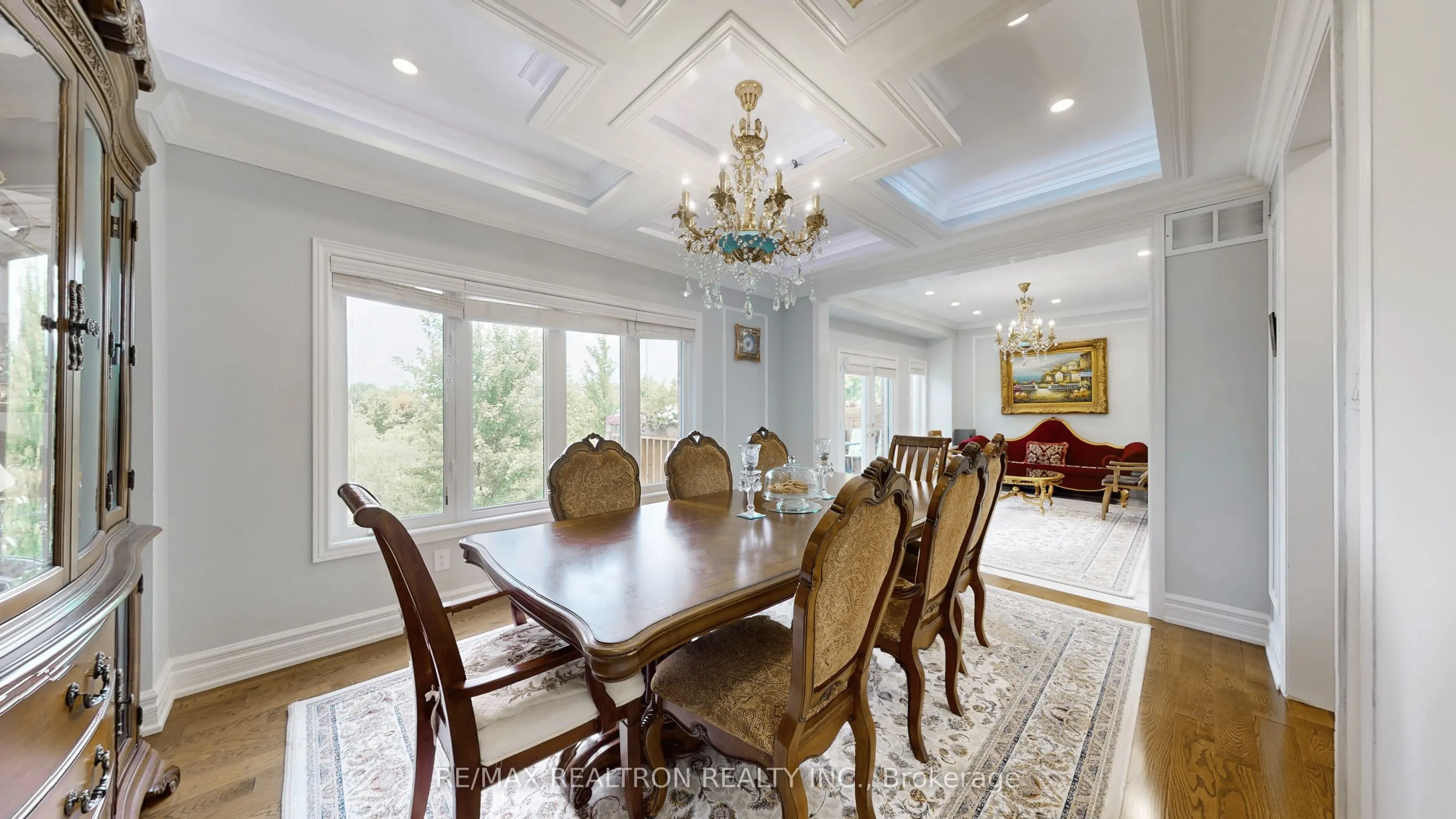 72 Headwater Crescent