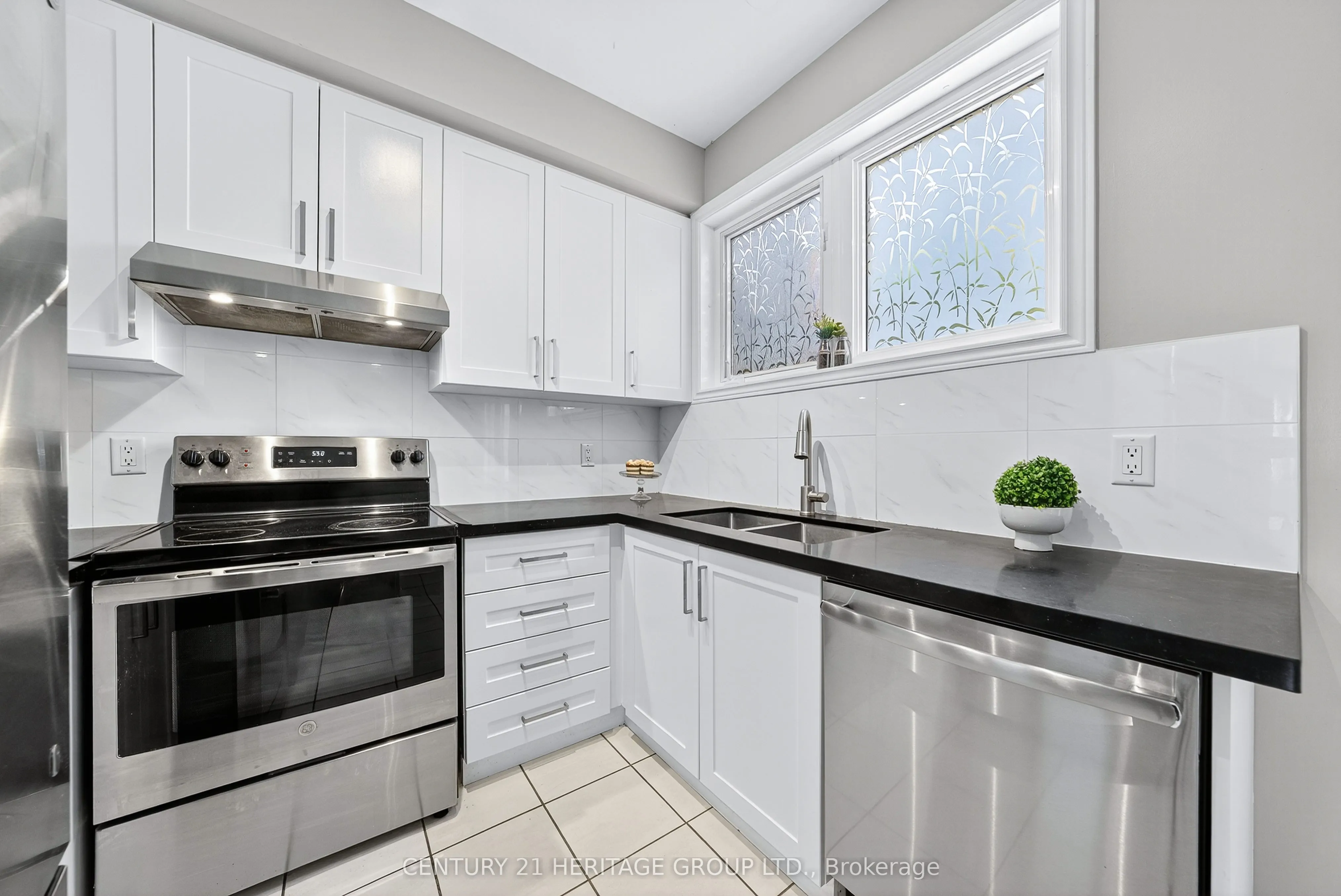 82 Suncrest Boulevard, #27