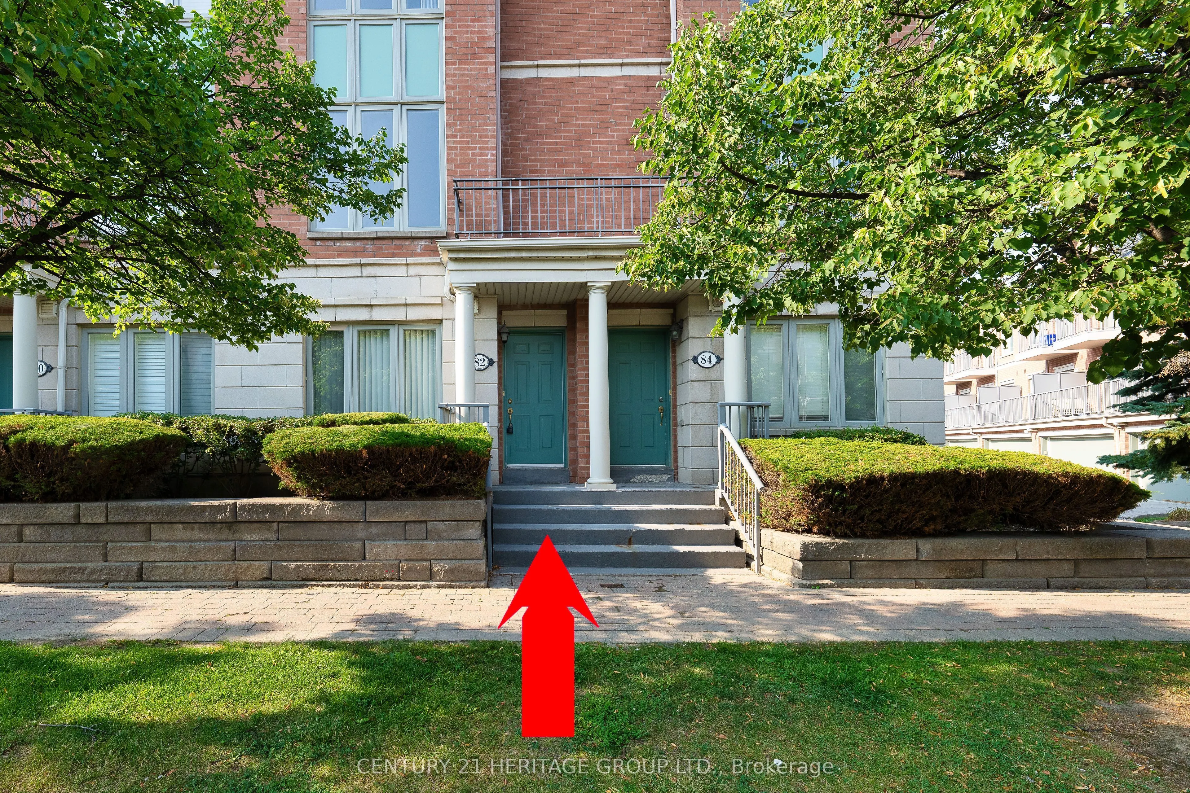82 Suncrest Boulevard, #27