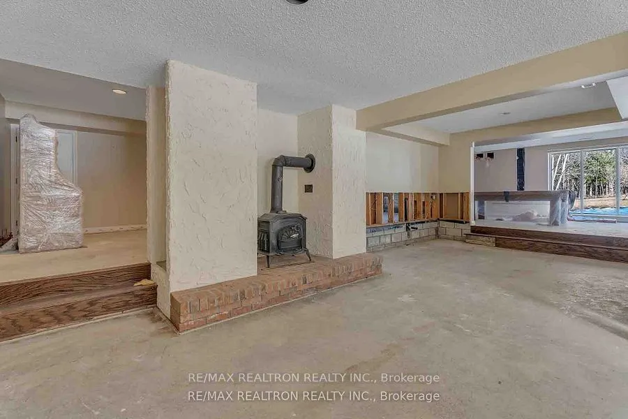 16271 Highway 48