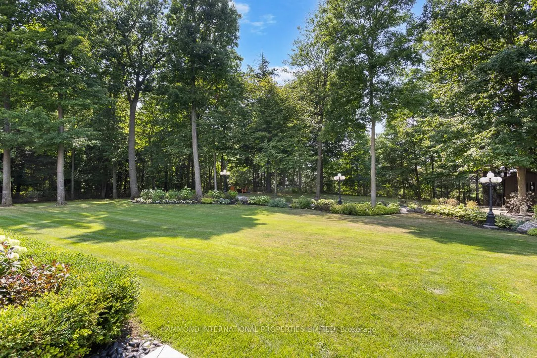 40 Golf Avenue