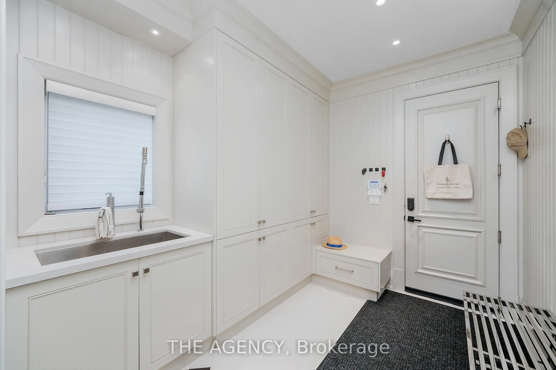 49 Bayside Court