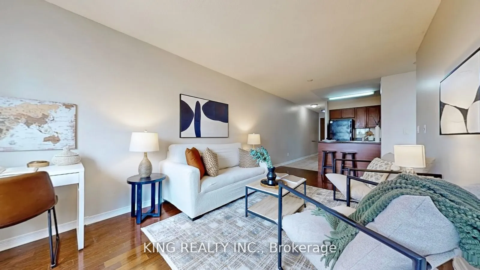 23 Oneida Crescent, #901
