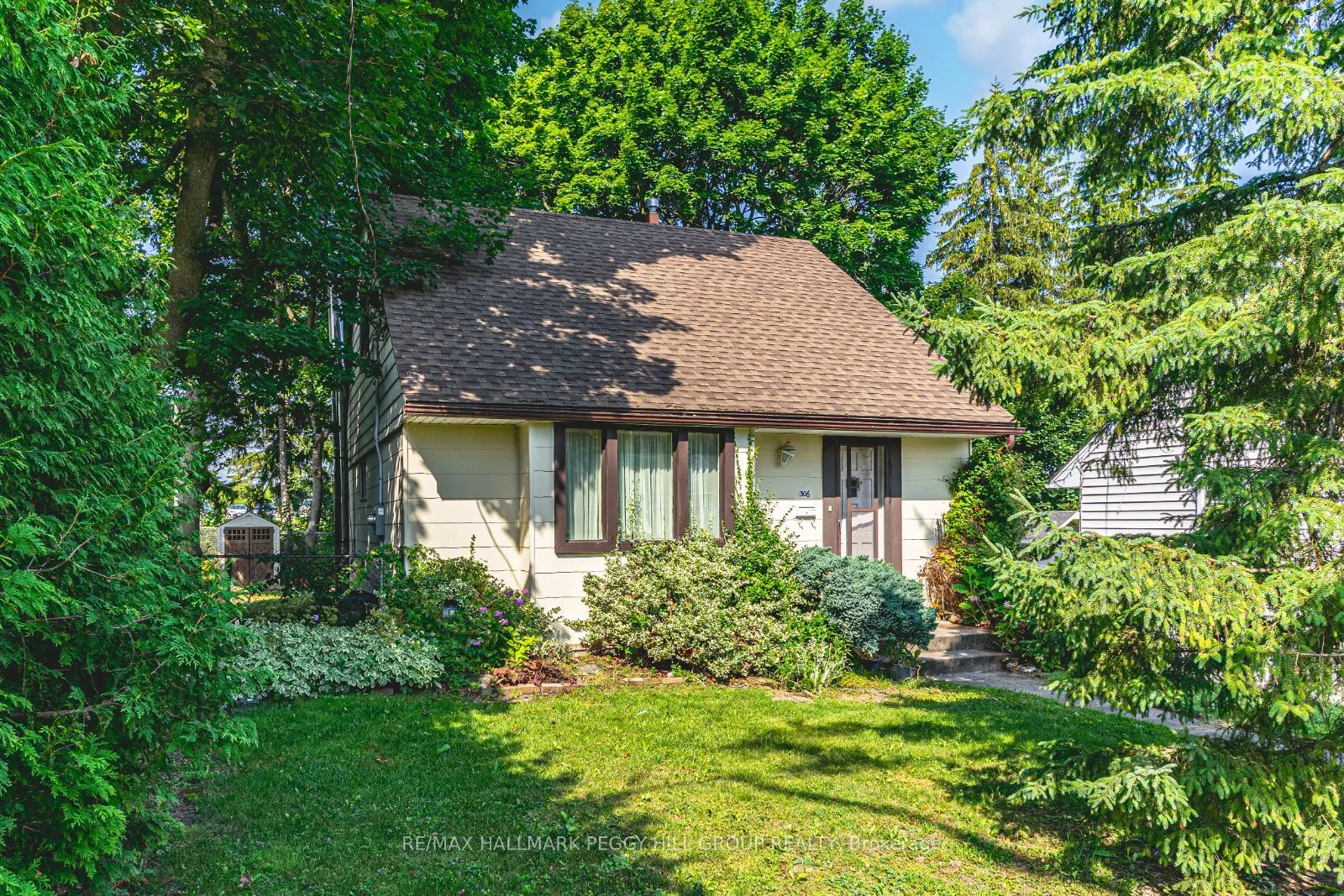 306 Cawthra Boulevard