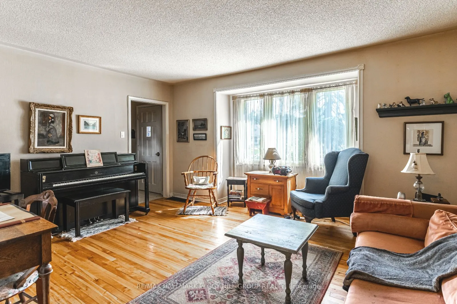 306 Cawthra Boulevard
