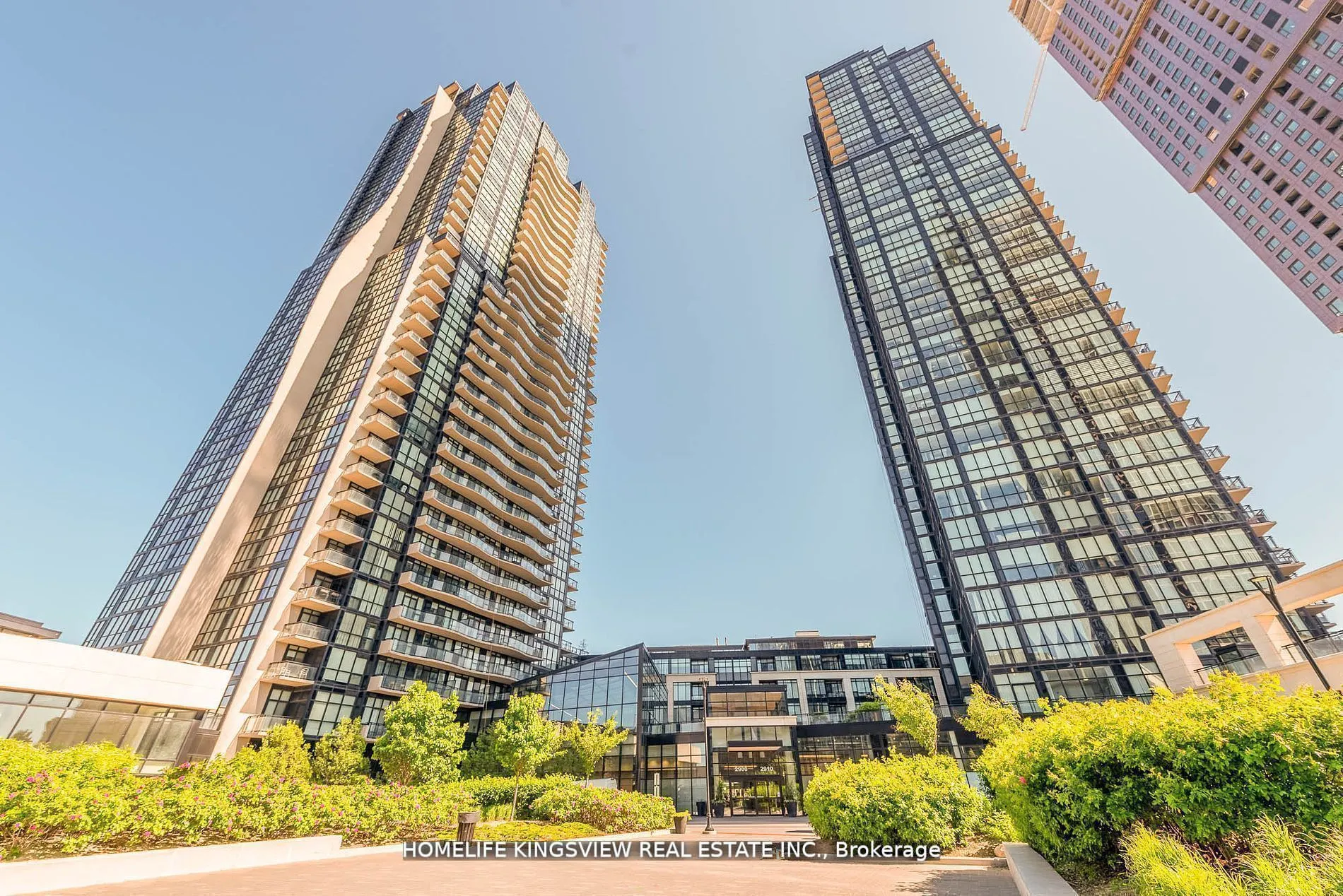 2910 HIGHWAY 7 Road W, #808