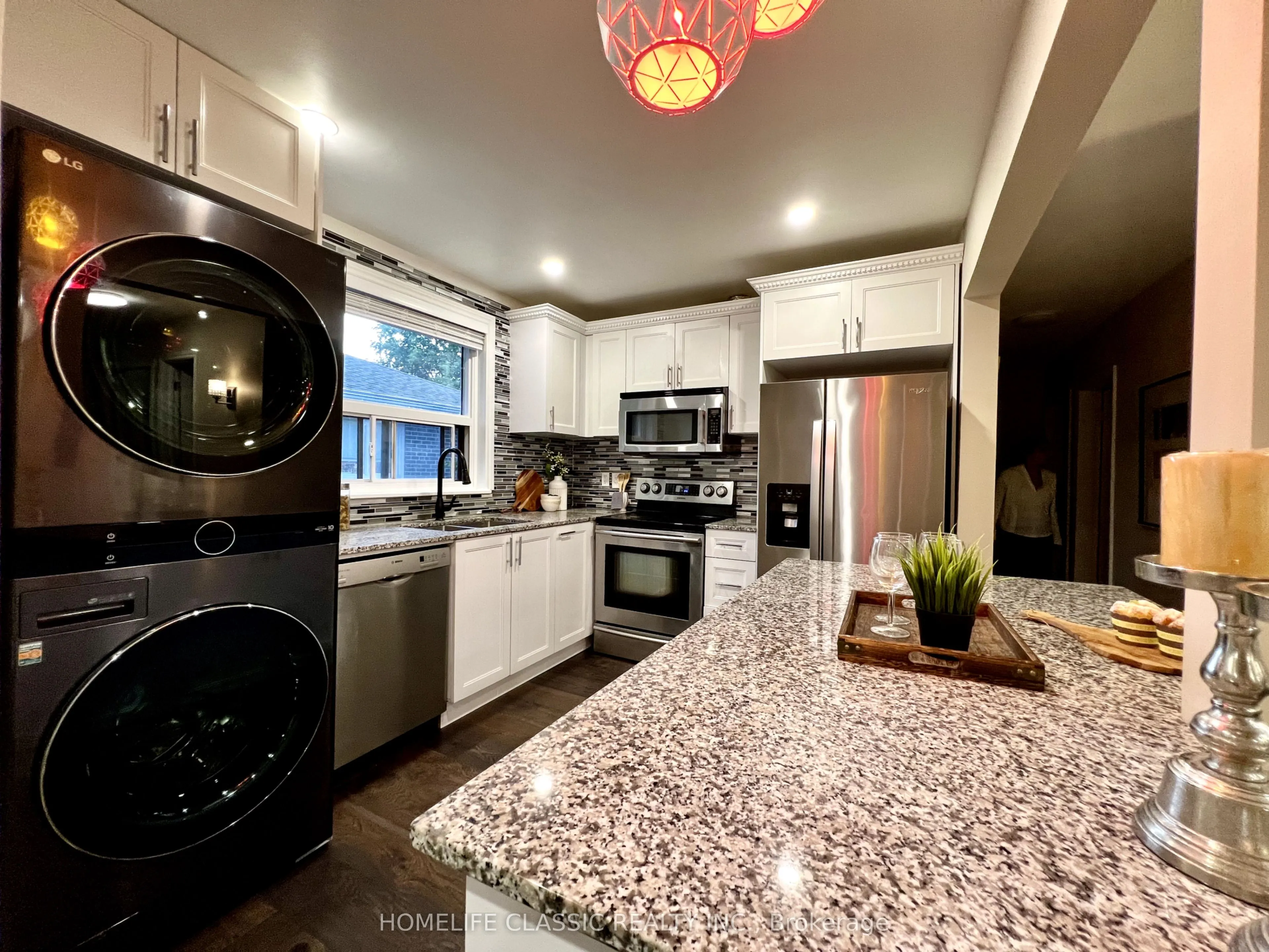 414 Alper Street, #Main