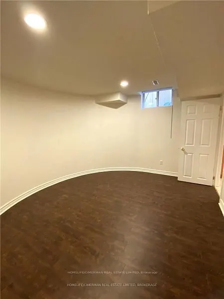 35 Green Ash Crescent, #Lower, Unit A