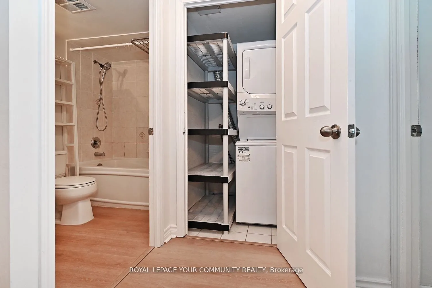 23 Oneida Crescent, #1206