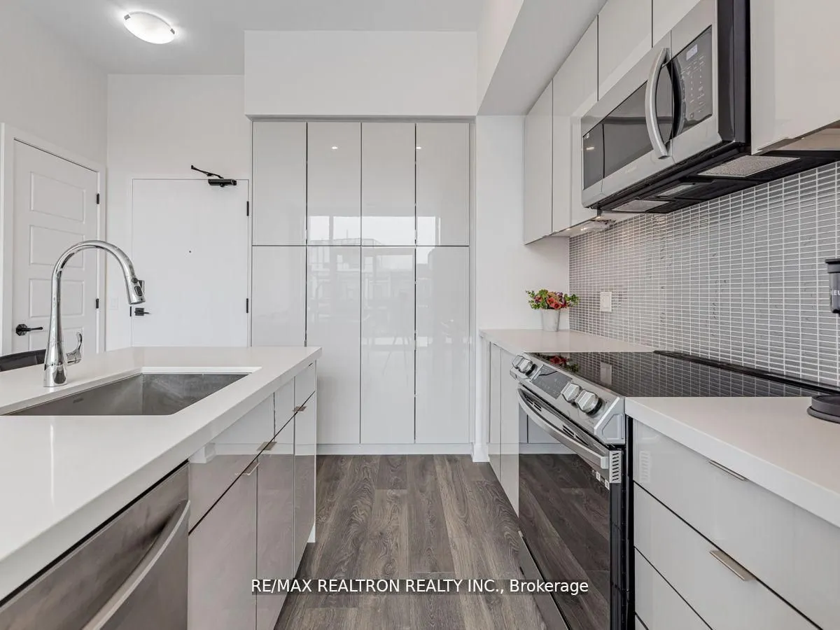 415 Sea Ray Avenue, #424