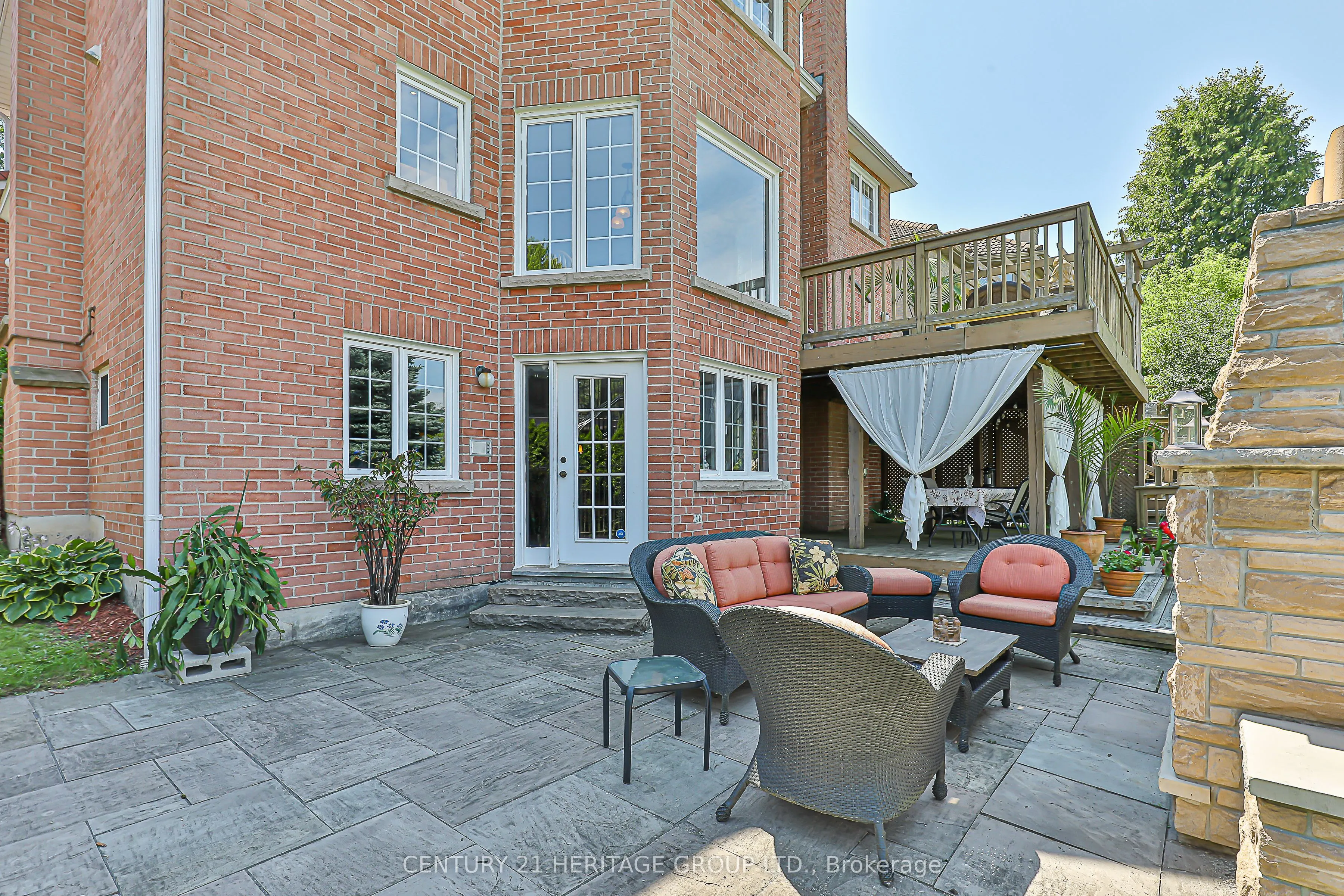 152 Cranberry Lane