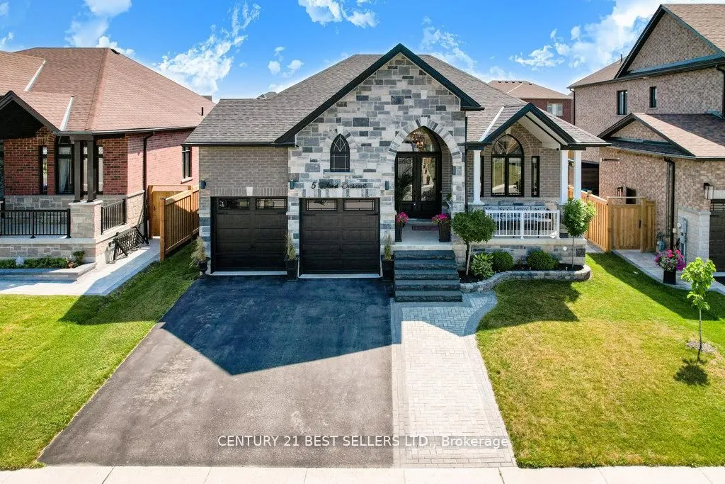 5 Wood Crescent
