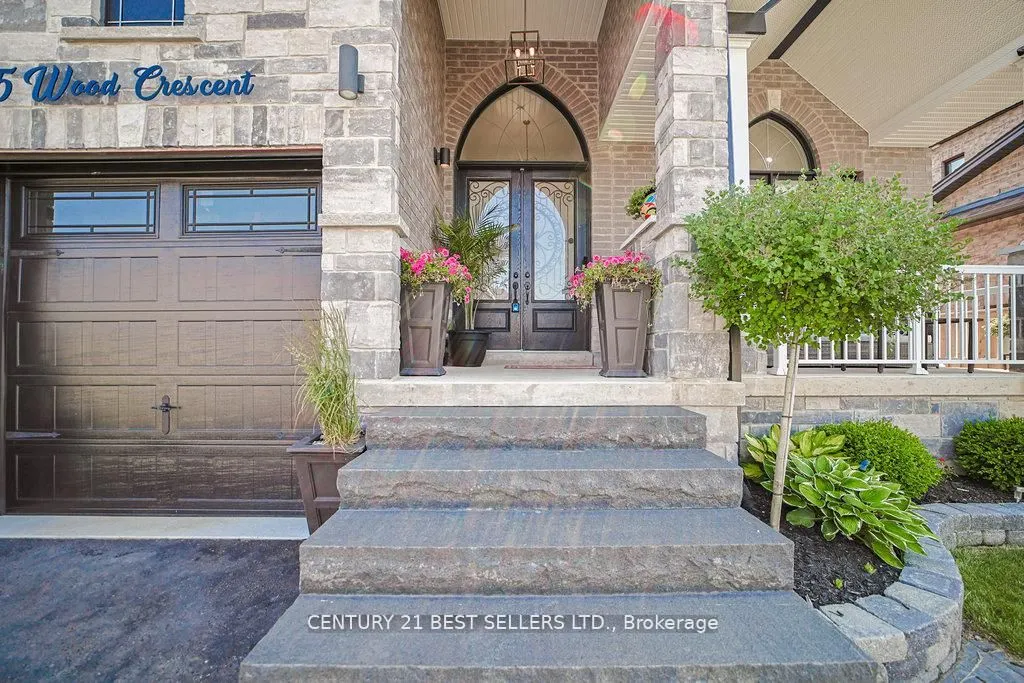 5 Wood Crescent