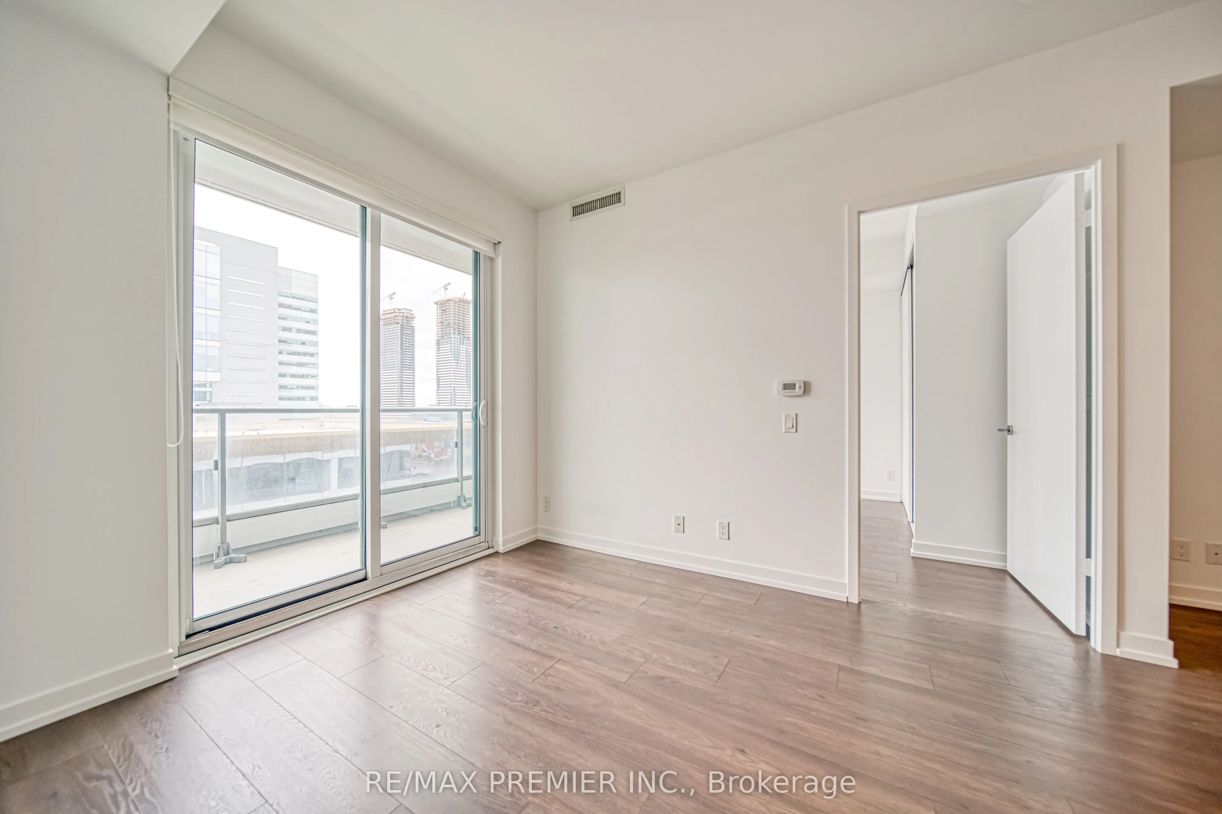 5 Buttermill Avenue, #603