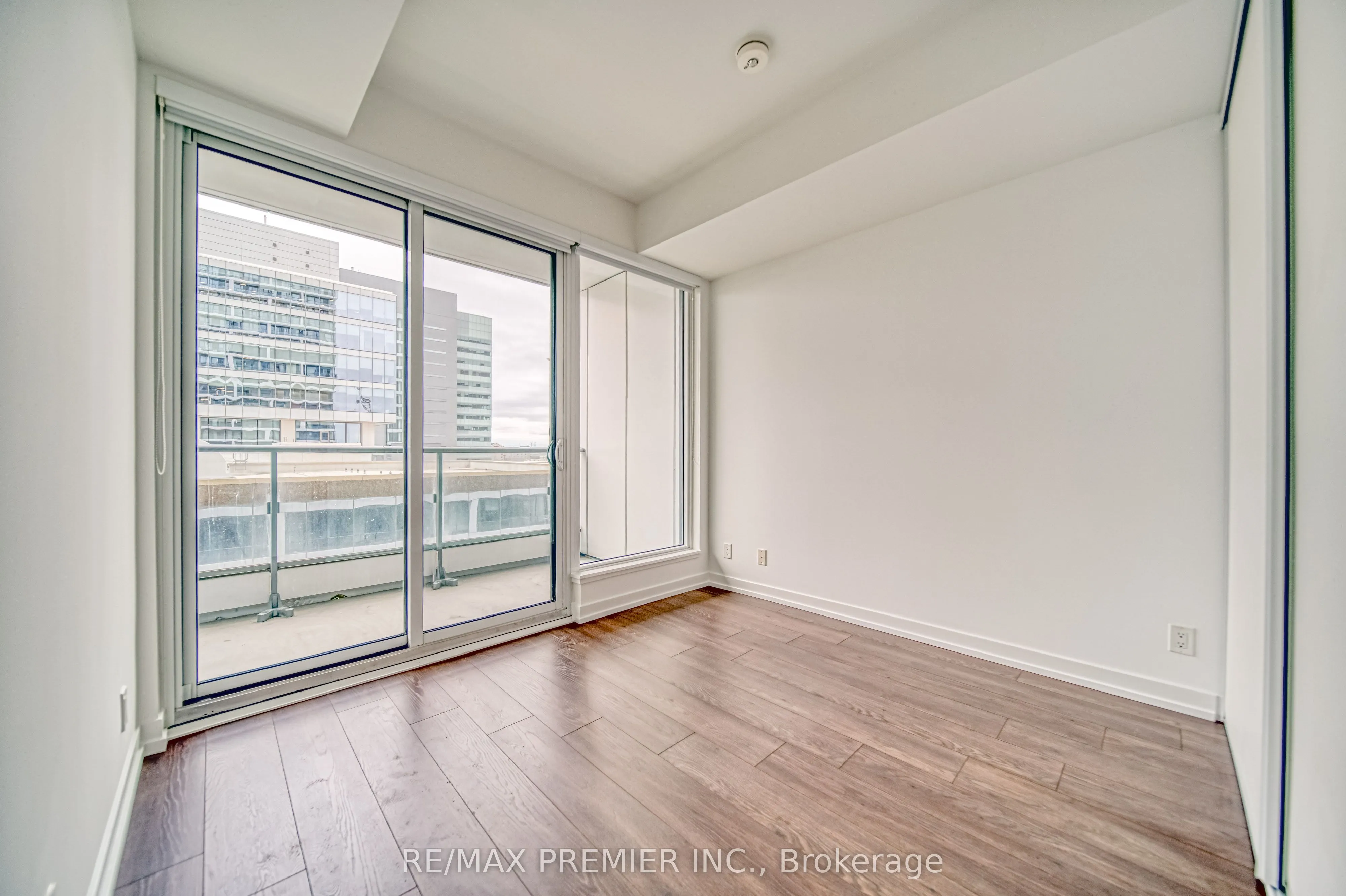 5 Buttermill Avenue, #603