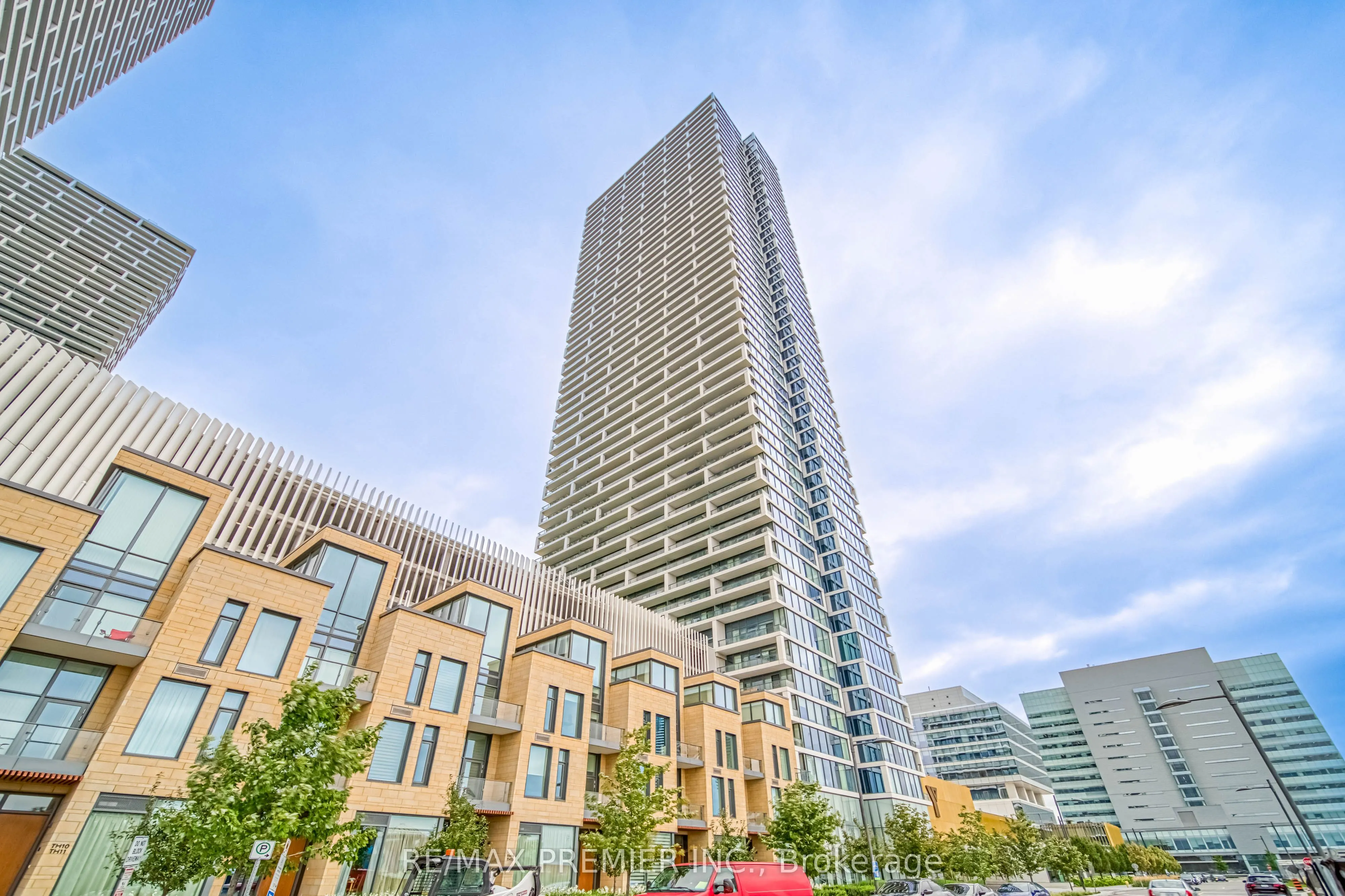 5 Buttermill Avenue, #603
